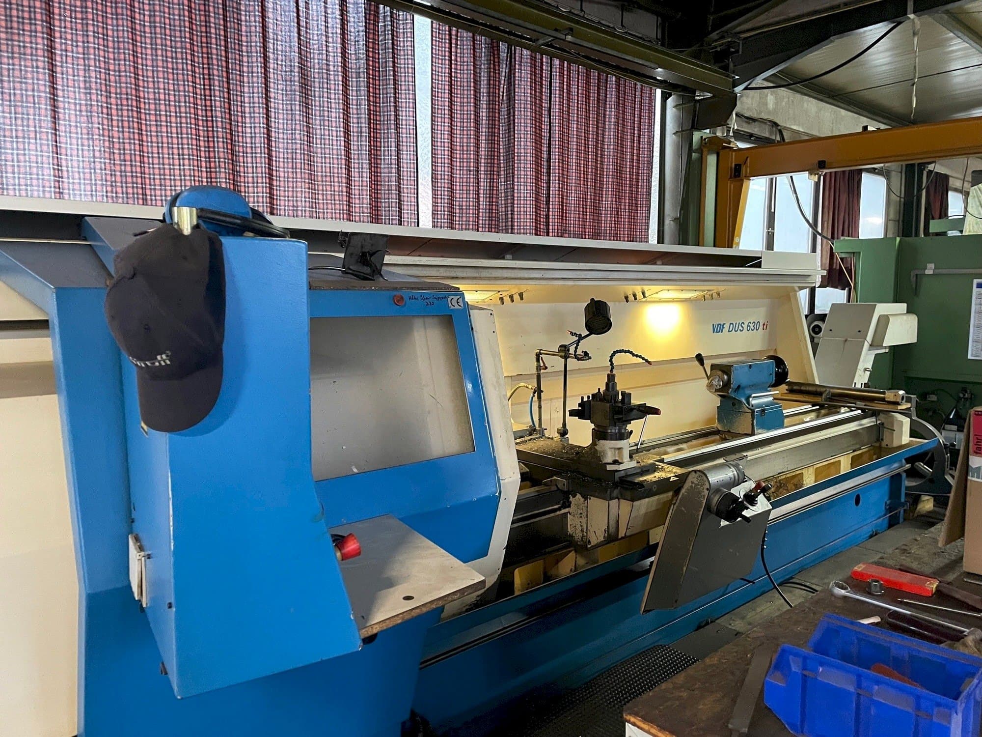 Prikaz  stroja VDF BOEHRINGER  sprijeda