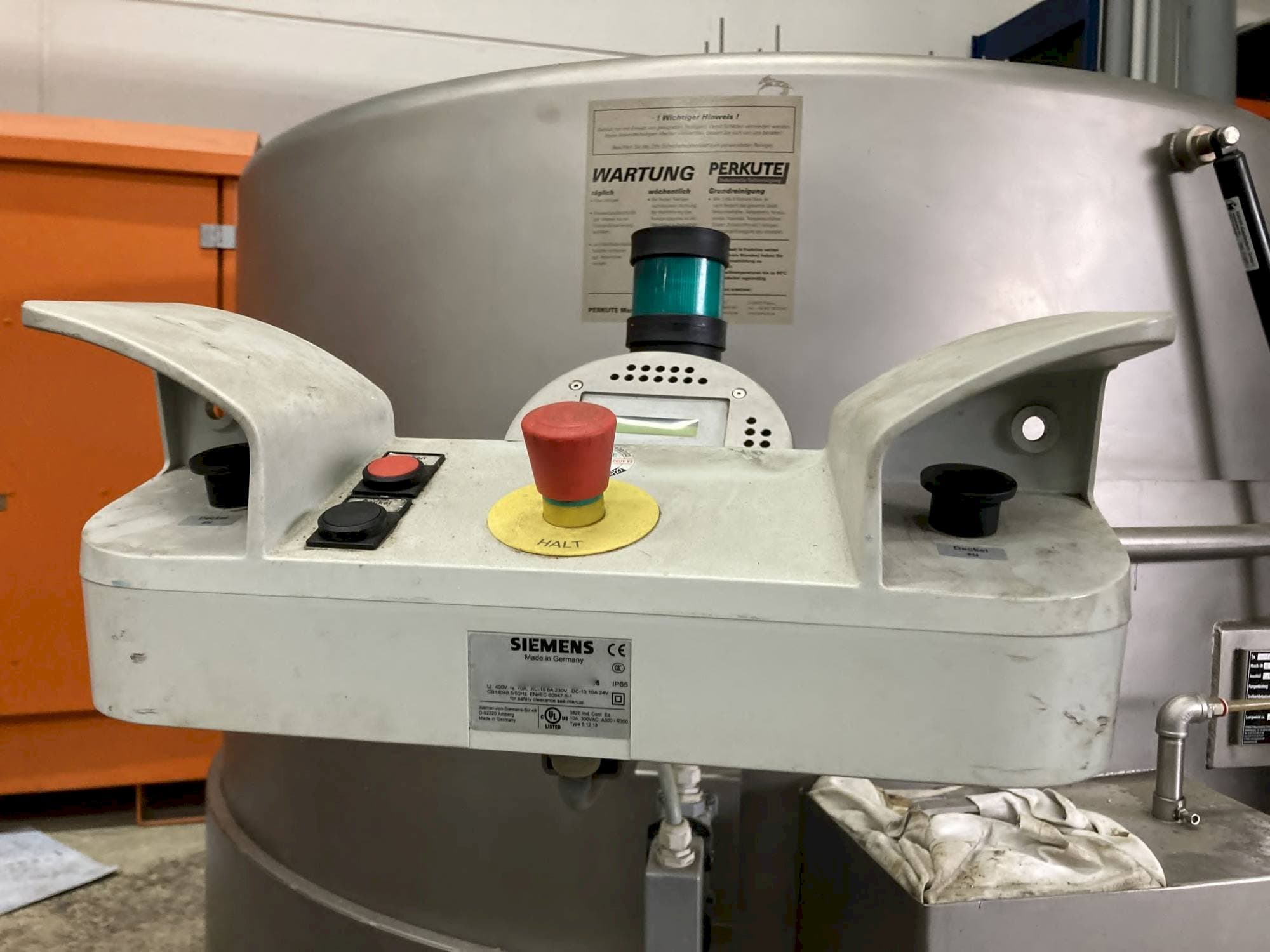 Prikaz stroja PERKUTE SP 160  slijeva