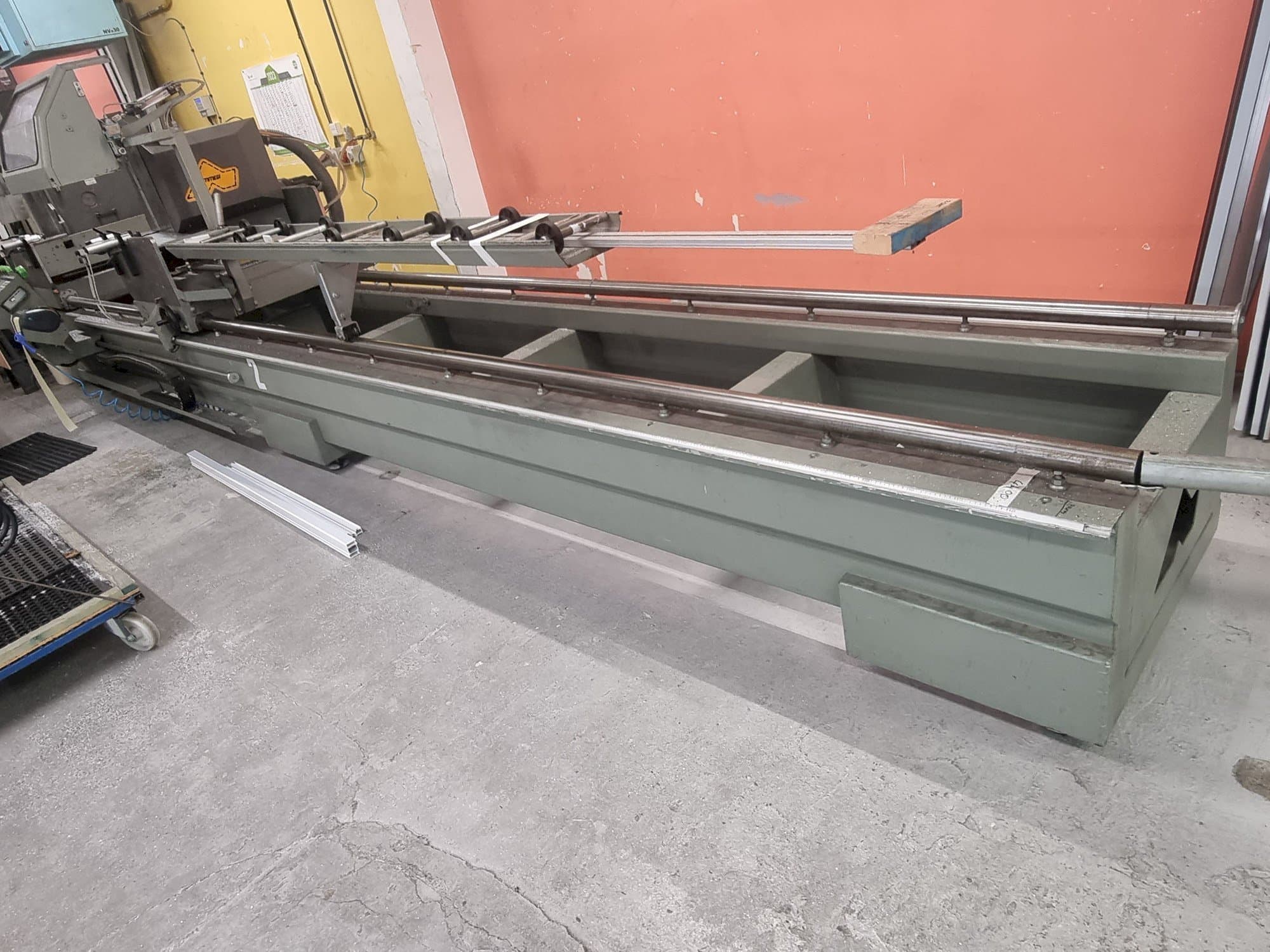 Prikaz  stroja Emmegi TWIN ELECTRA SUN TU/6  sprijeda