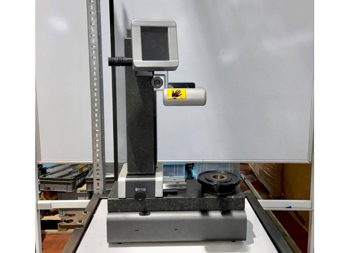 Prikaz  stroja ELB CONTROLLI LARTH  sprijeda