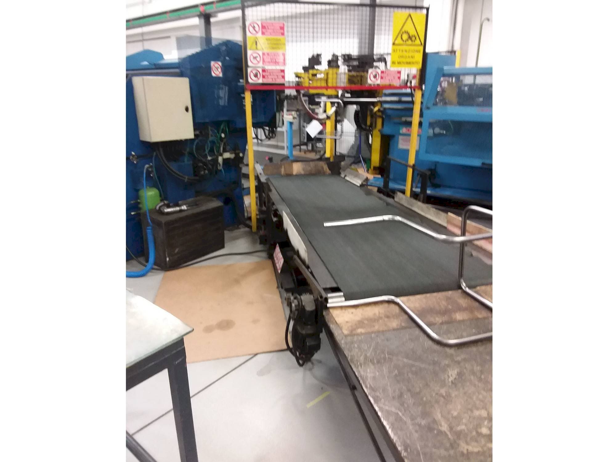 Prikaz  stroja Crippa 532  sprijeda