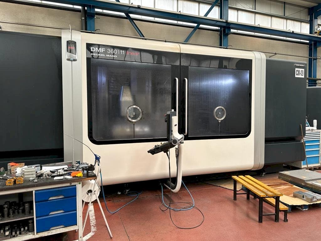 Prikaz  stroja DECKEL MAHO DMF 360-11  sprijeda