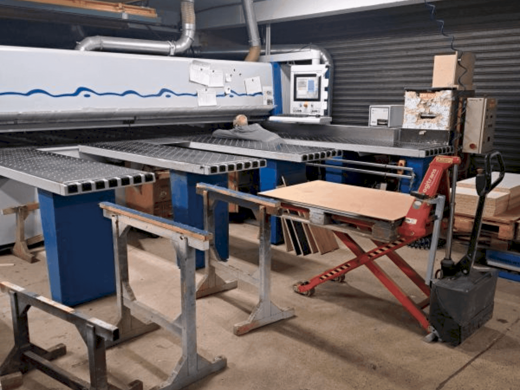 Prikaz  stroja HOLZMA HPL/42/22  sprijeda