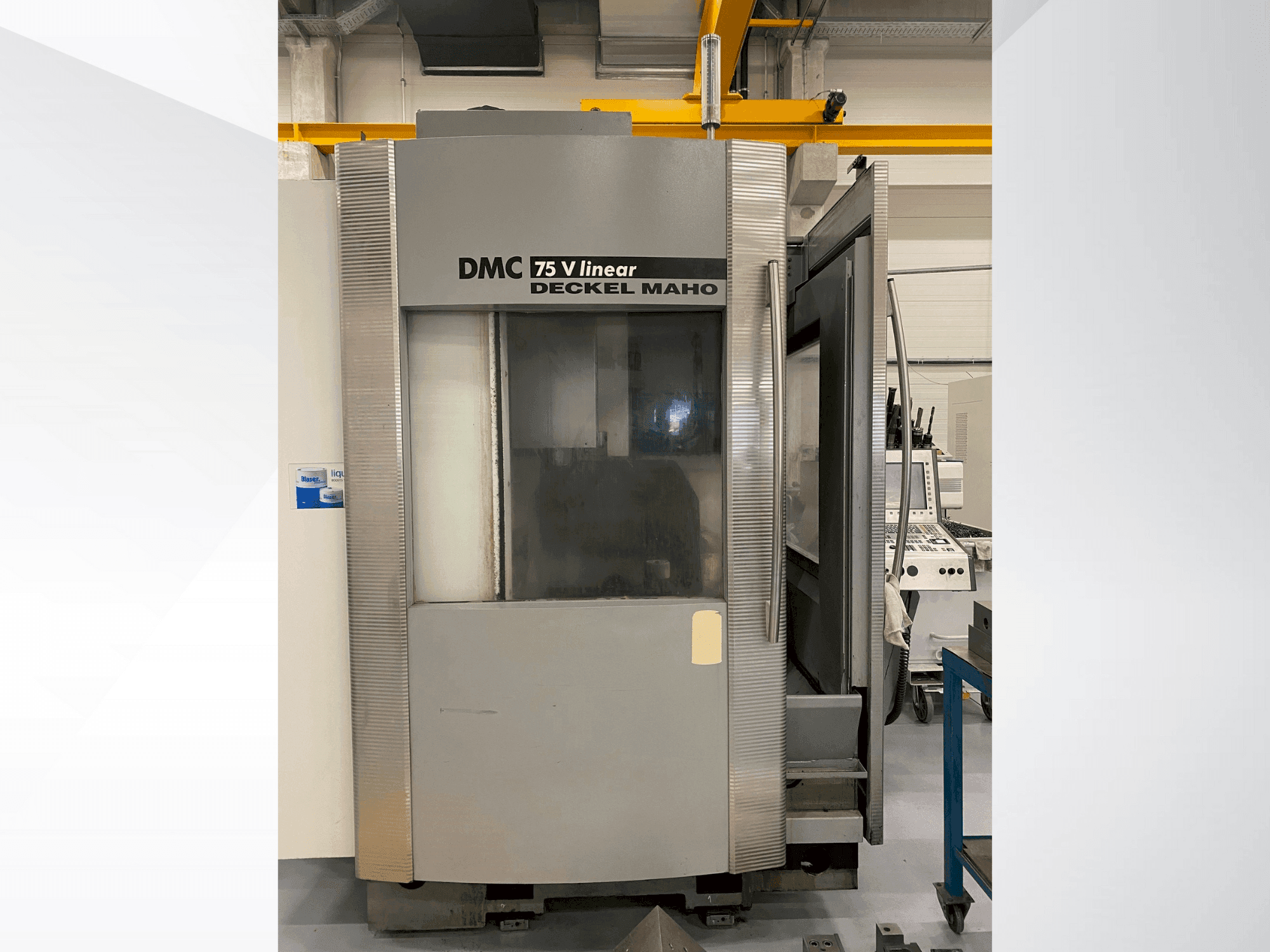 Prikaz  stroja DECKEL MAHO DMC 75 V Linear  sprijeda