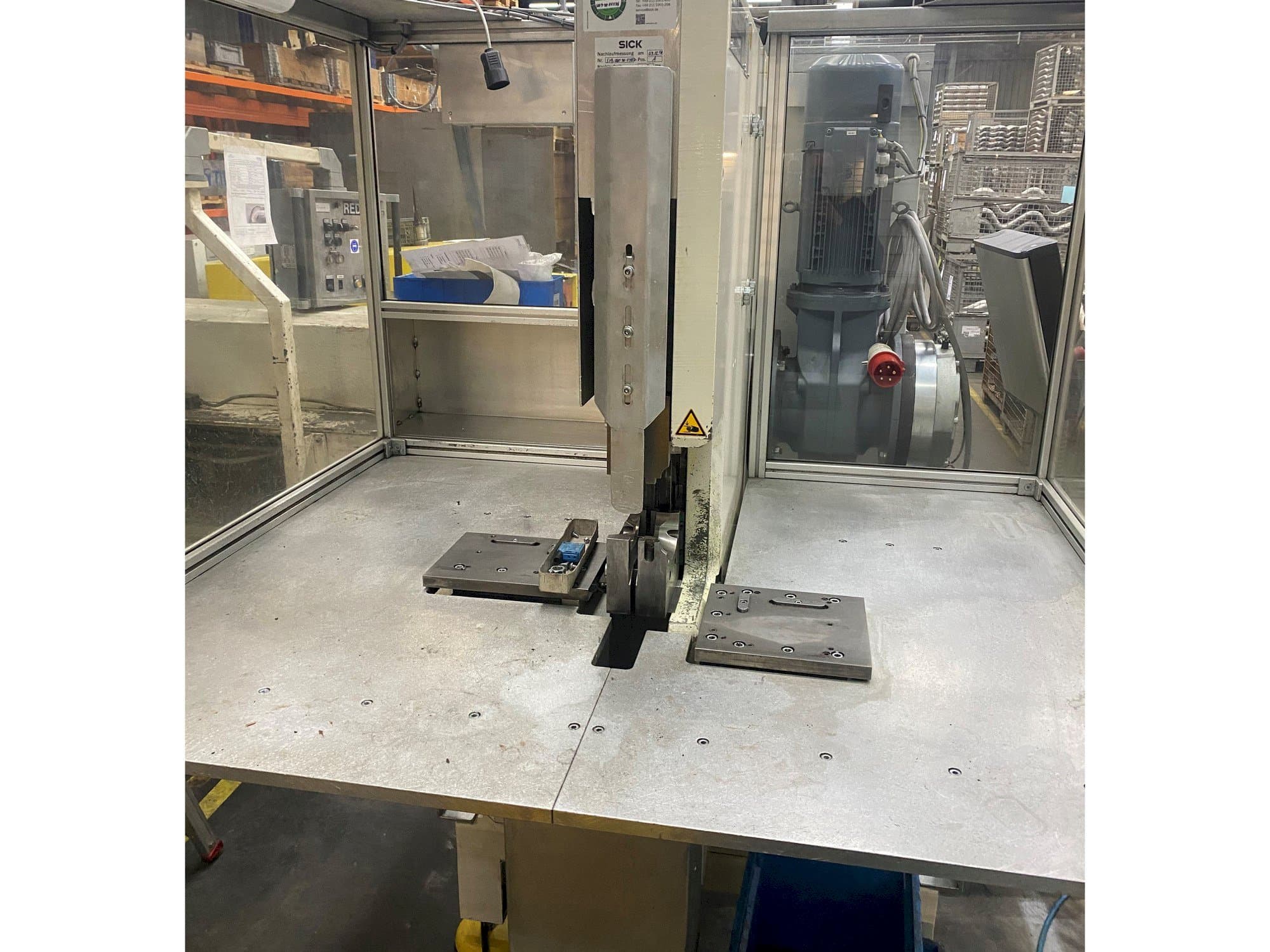 Prikaz  stroja Schmidt und Remmert EMT80-2-F01  sprijeda