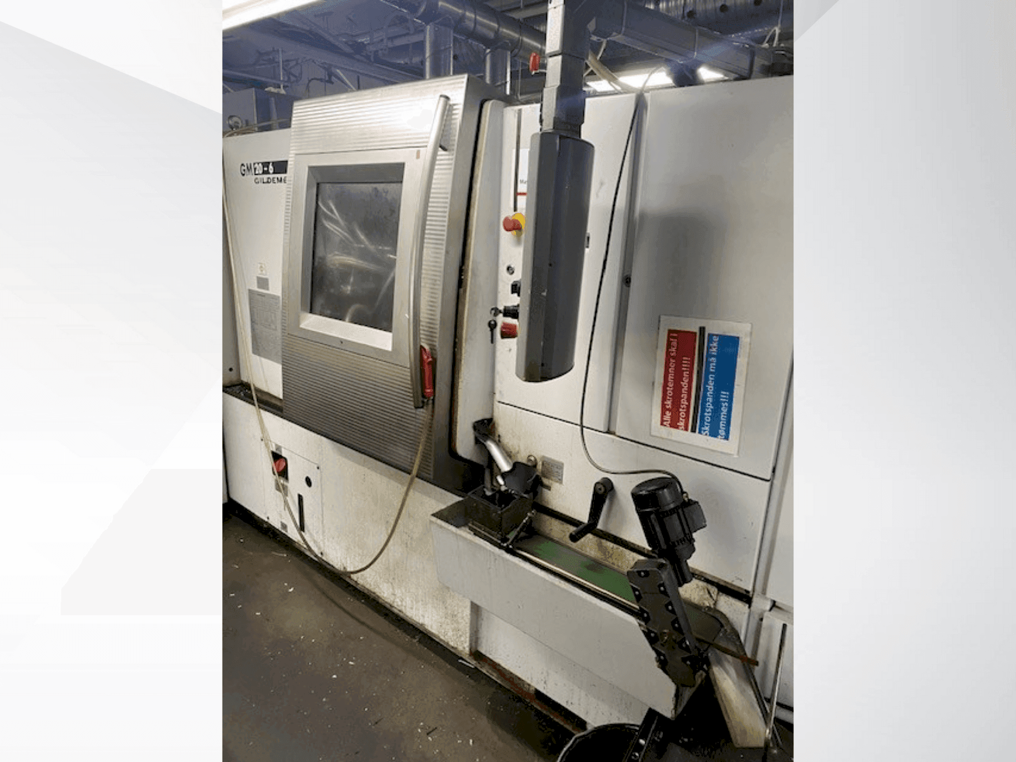 Prikaz  stroja Gildemeister GM 20-6  sprijeda