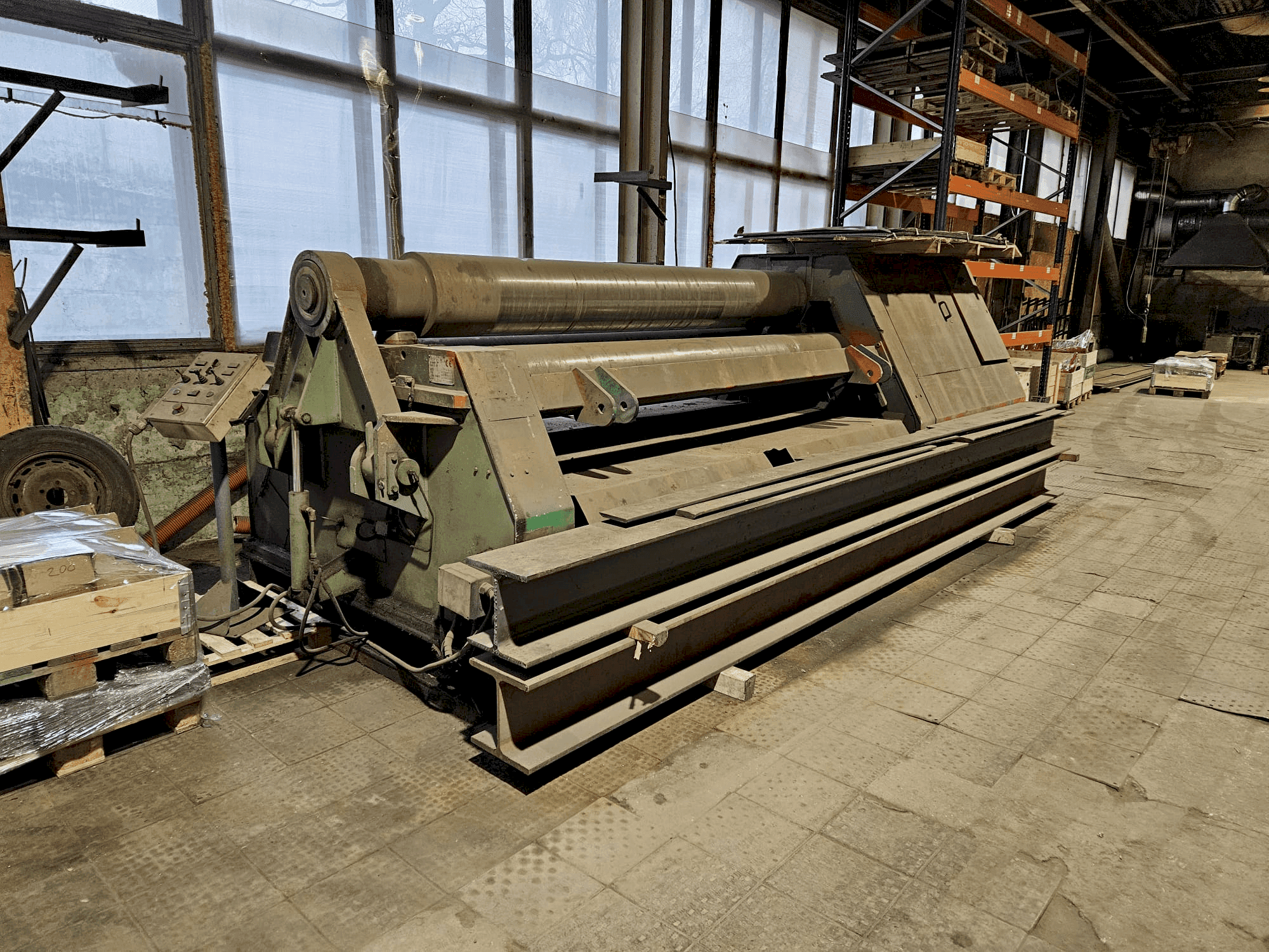 Prikaz  stroja FACCIN 4HEL 3-25/20  sprijeda