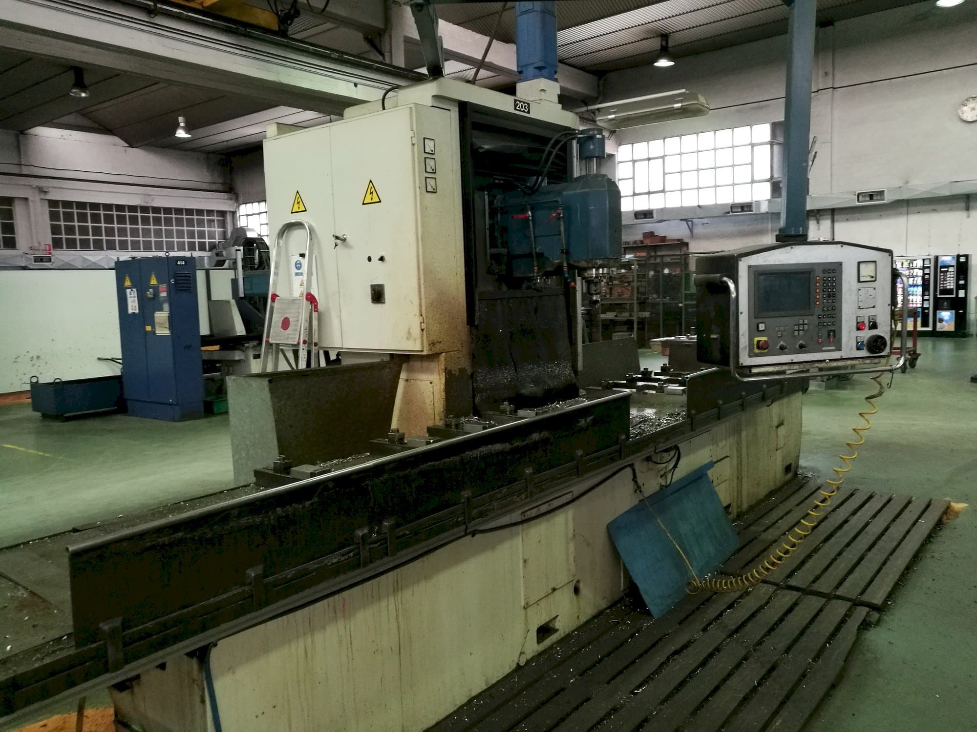 Prikaz lijeve strane  stroja Correa A-20/44