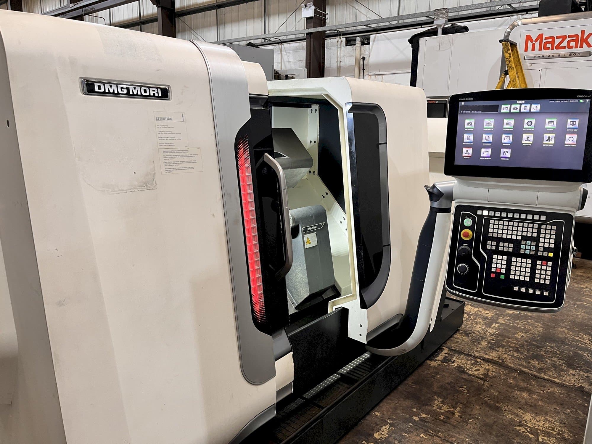 Prikaz  stroja DMG CTX ALPHA 300  sprijeda