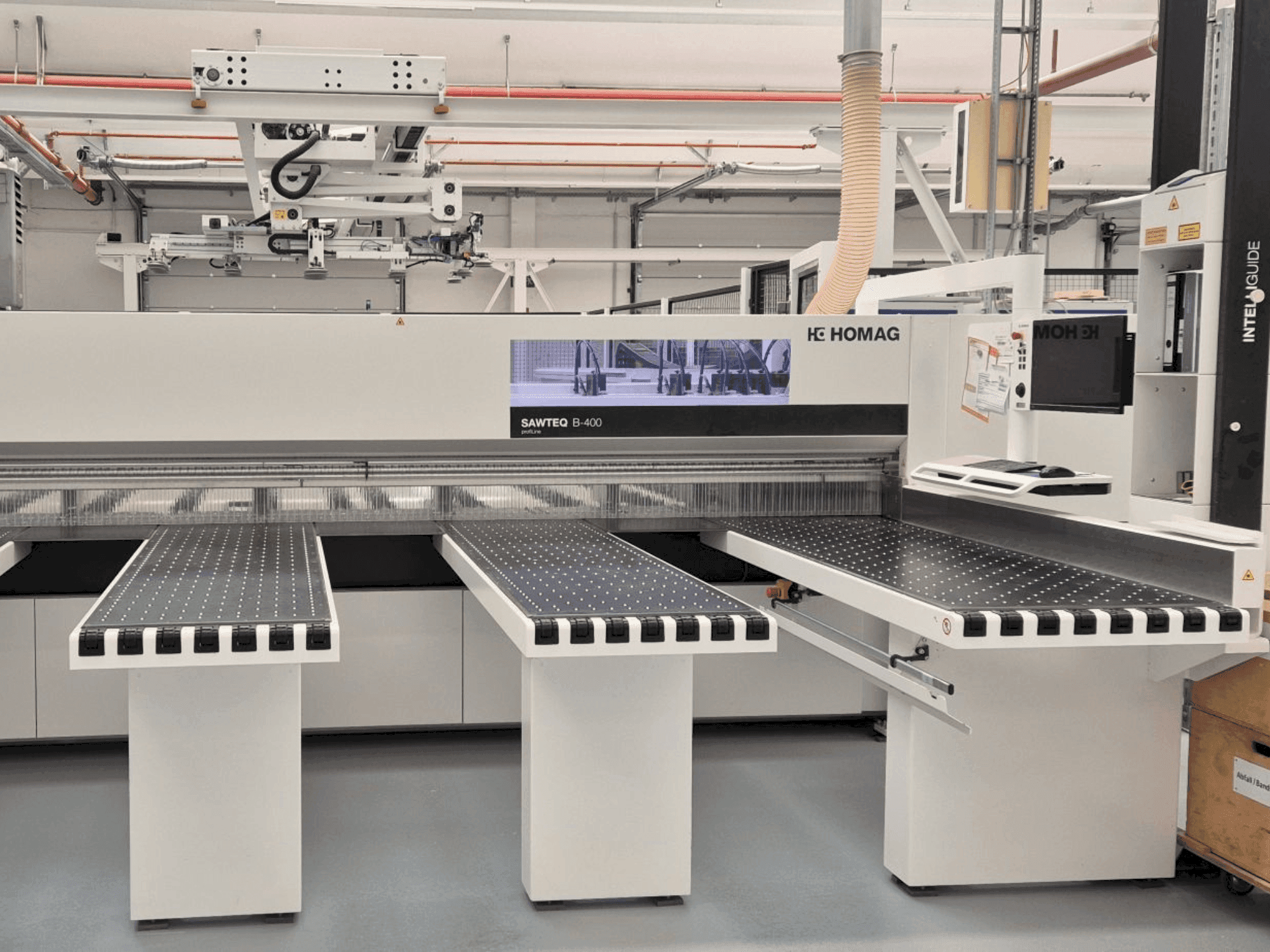 Prikaz  stroja HOLZMA HPP 400  sprijeda