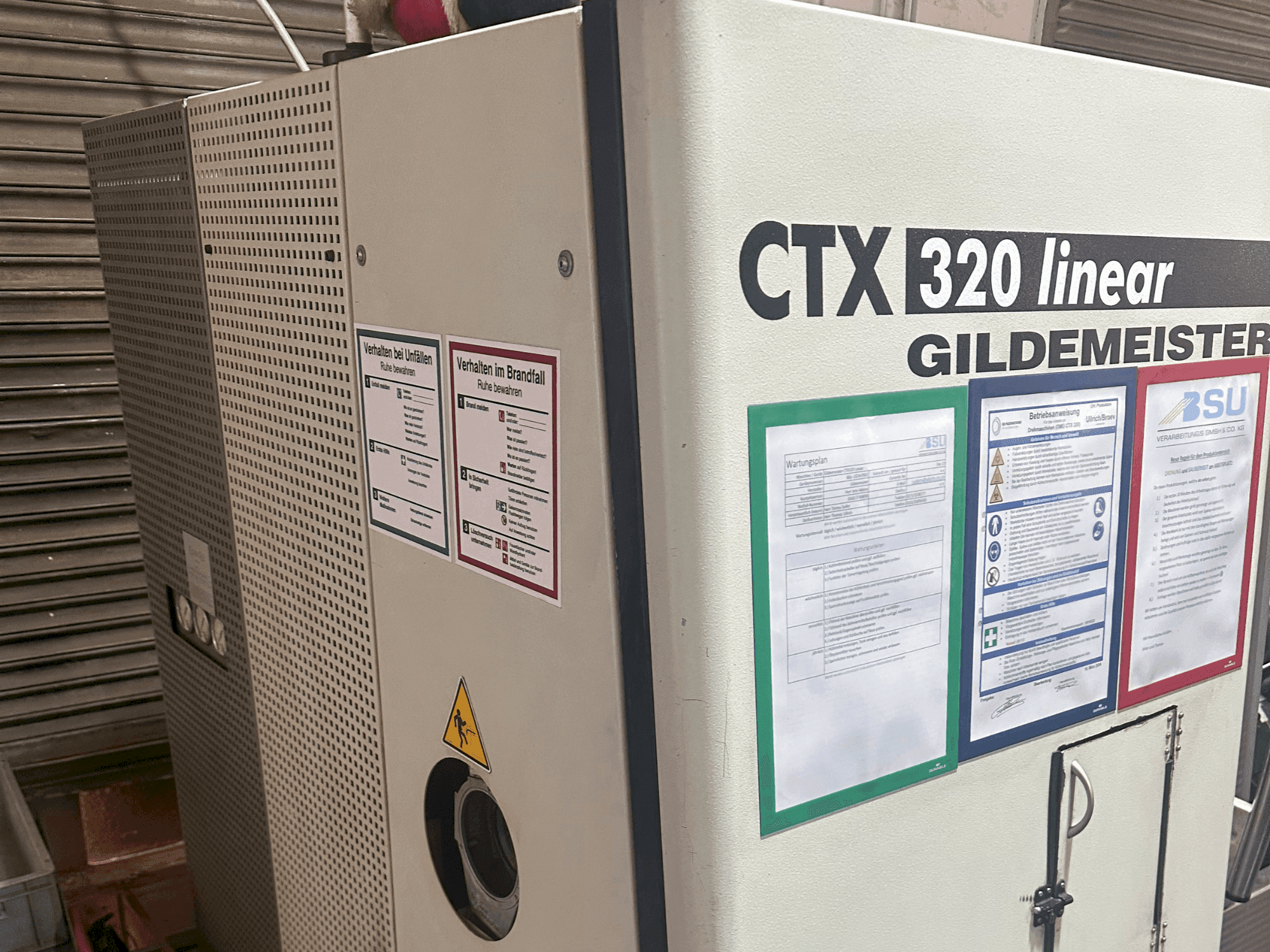 Prikaz  stroja DMG CTX 320 Linear V5  sprijeda