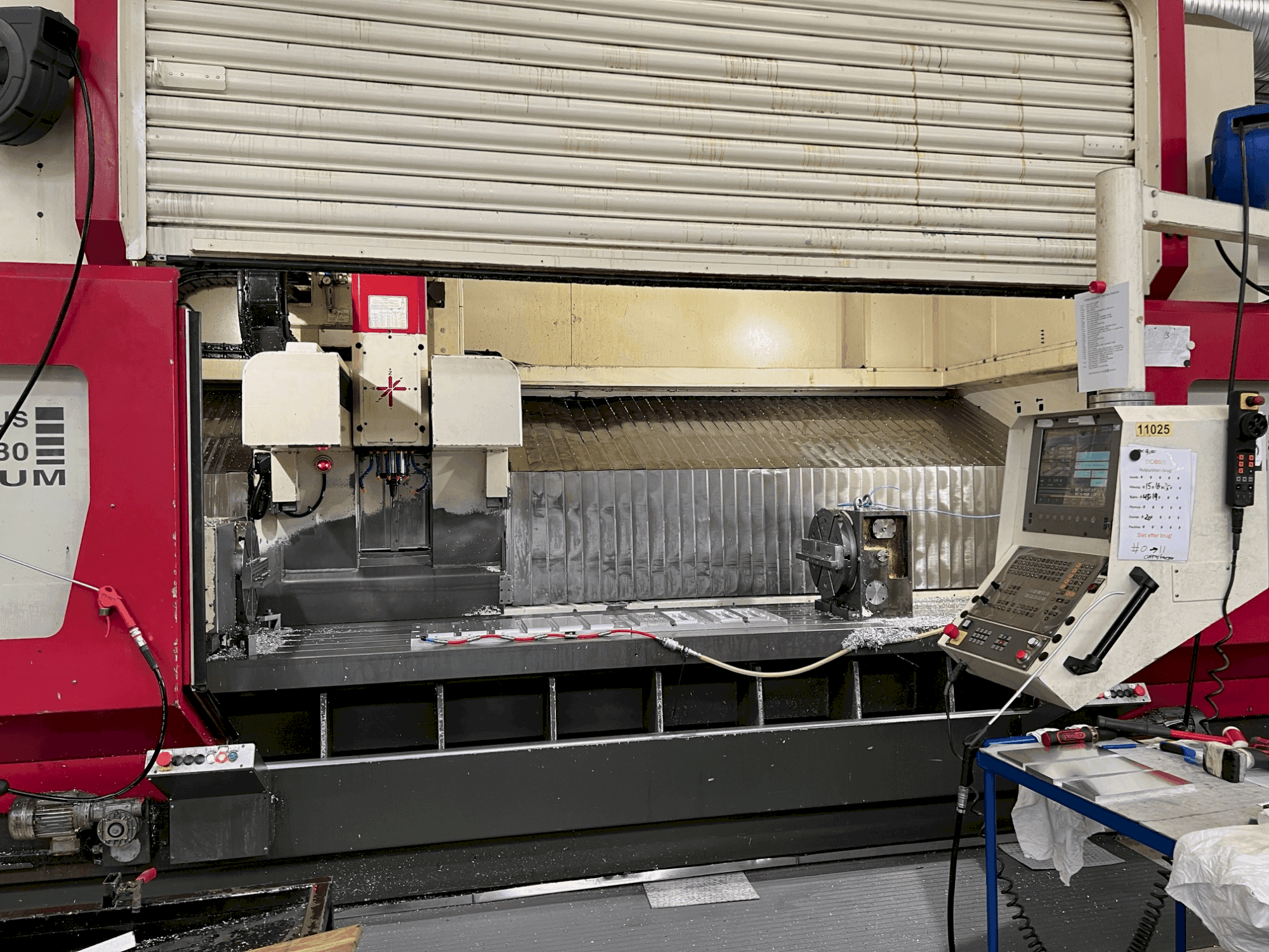 Prikaz  stroja HEDELIUS CB80M-3200  sprijeda