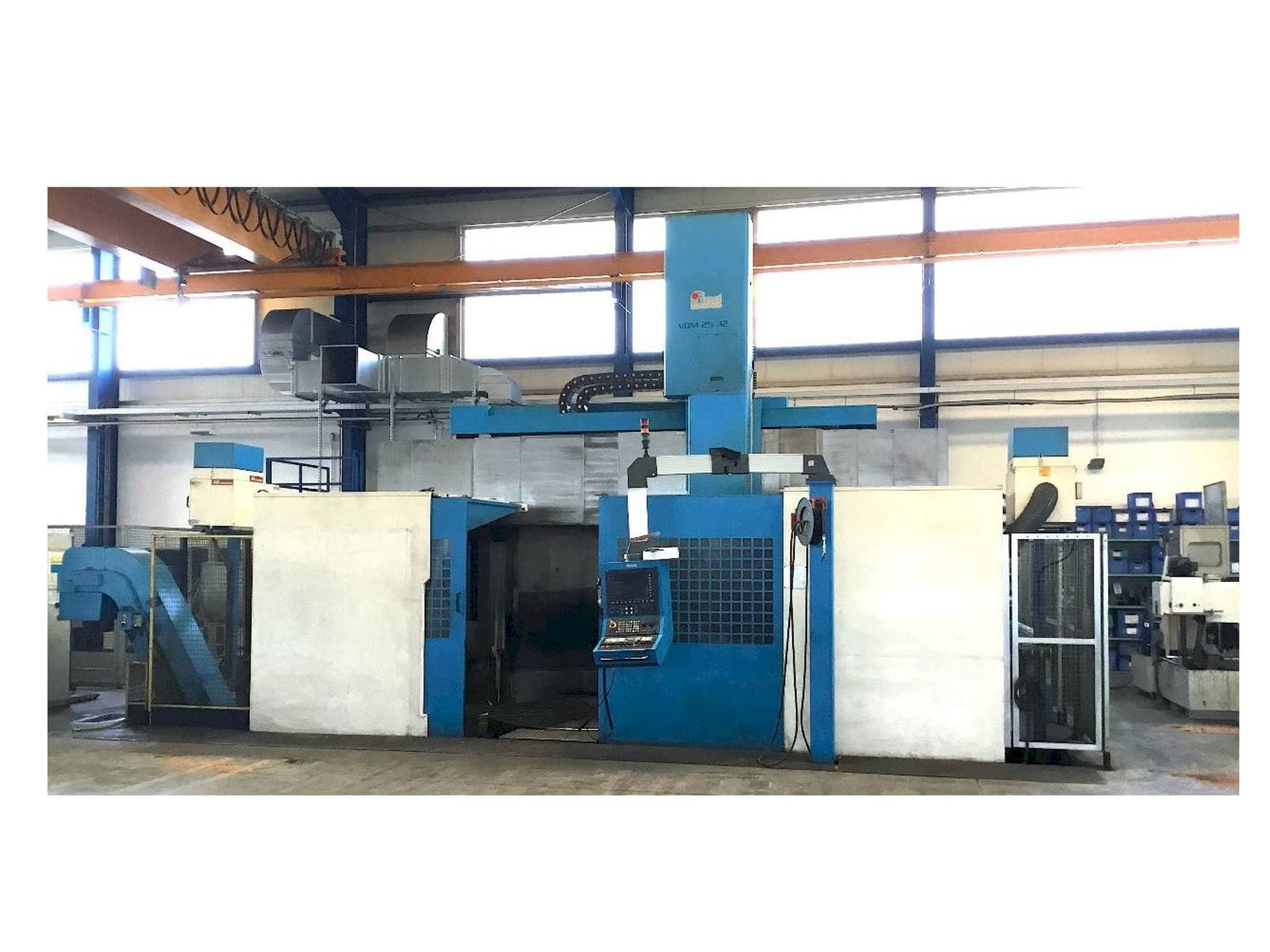 Prikaz  stroja imt VBM 25.32  sprijeda