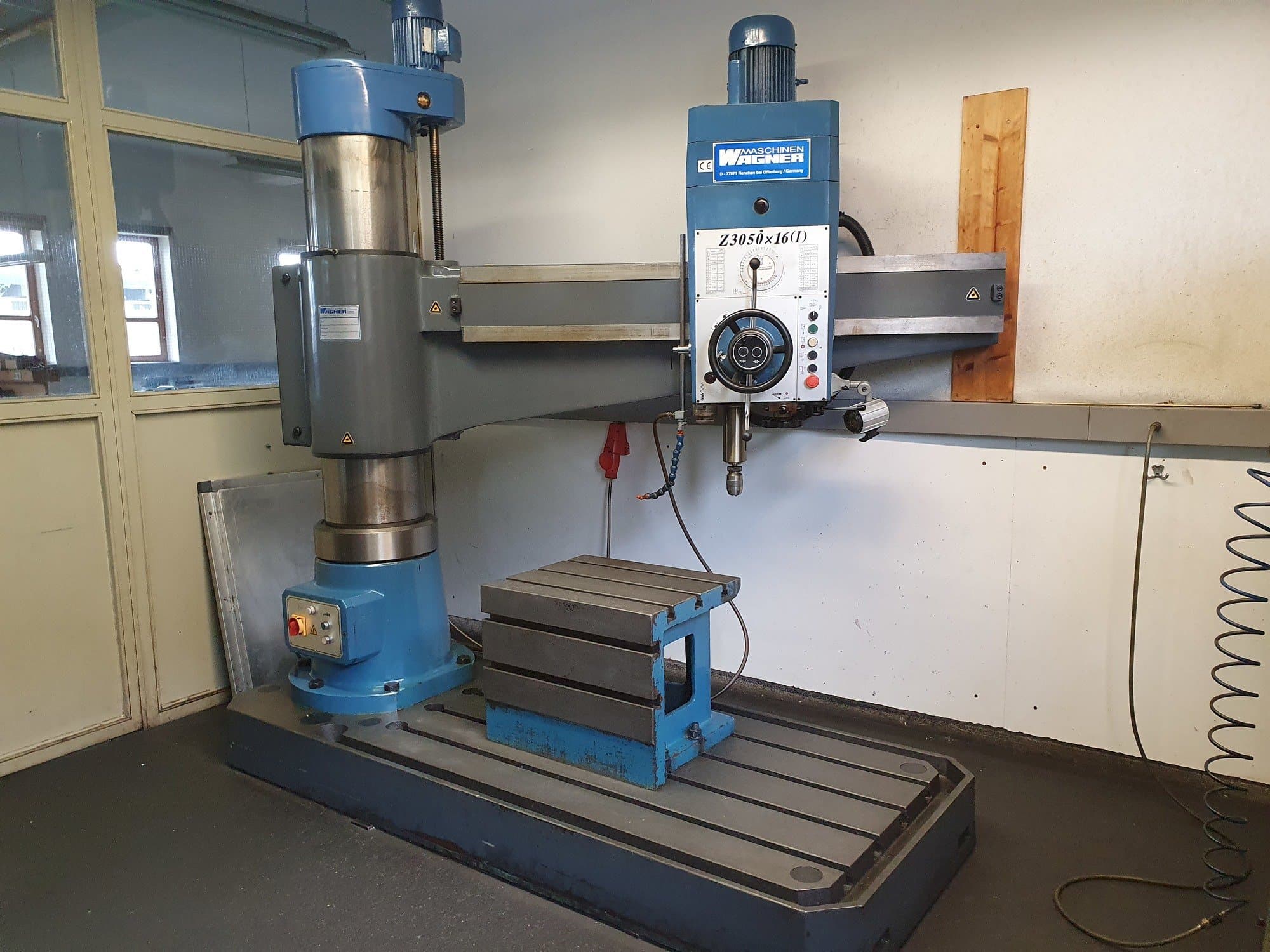 Prikaz  stroja WAGNER PRC50  sprijeda