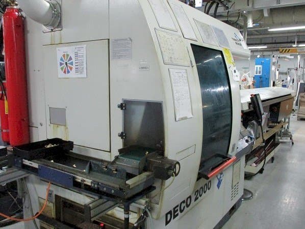 Prikaz lijeve strane  stroja Tornos-Bechler DECO 20