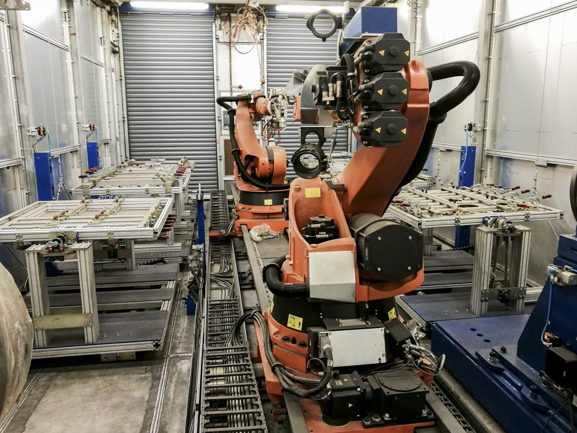 Detalj  stroja KUKA KR 100-2 HA