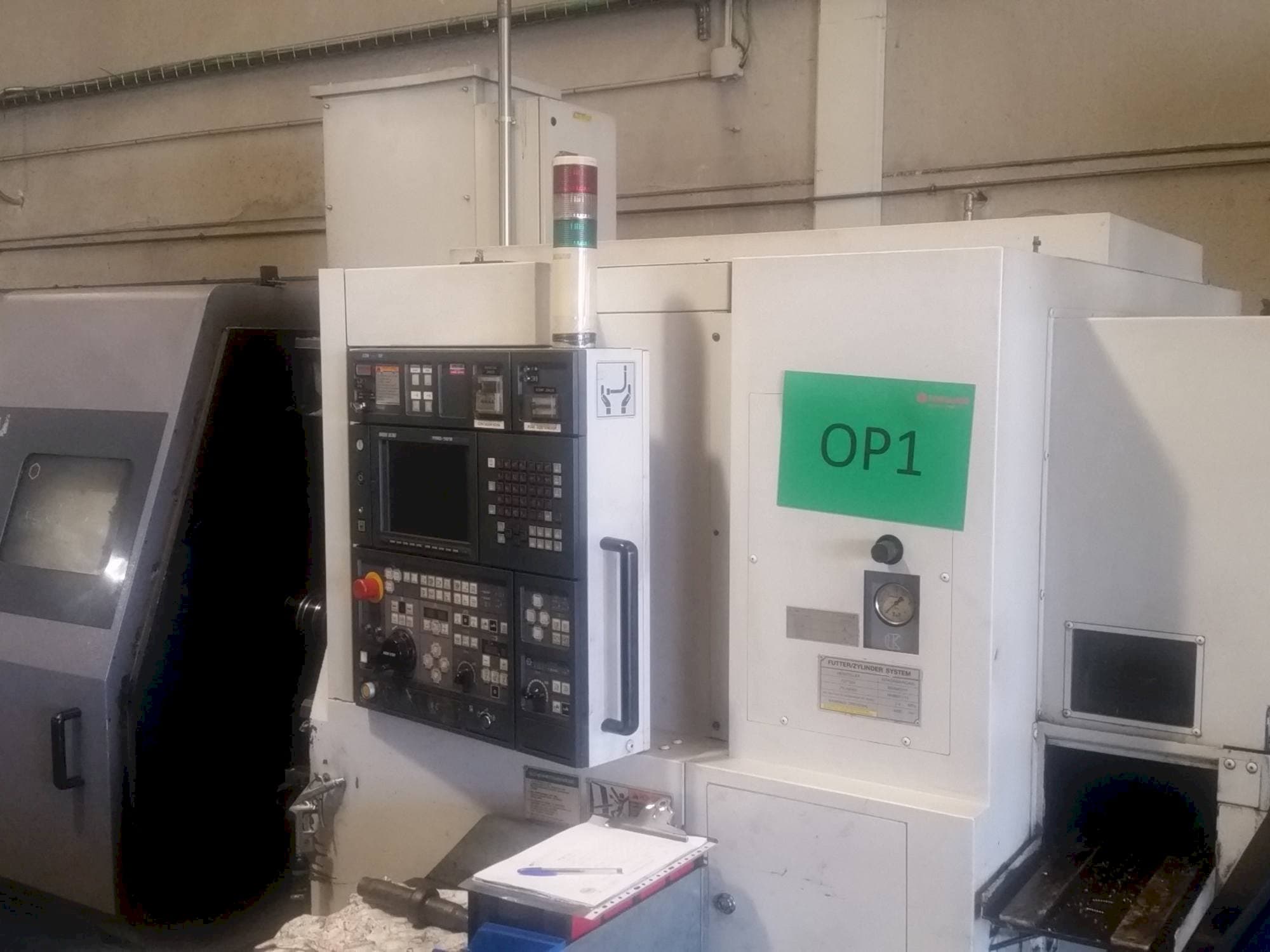 Prikaz  stroja MORI SEIKI ZL 200 MSC  sprijeda