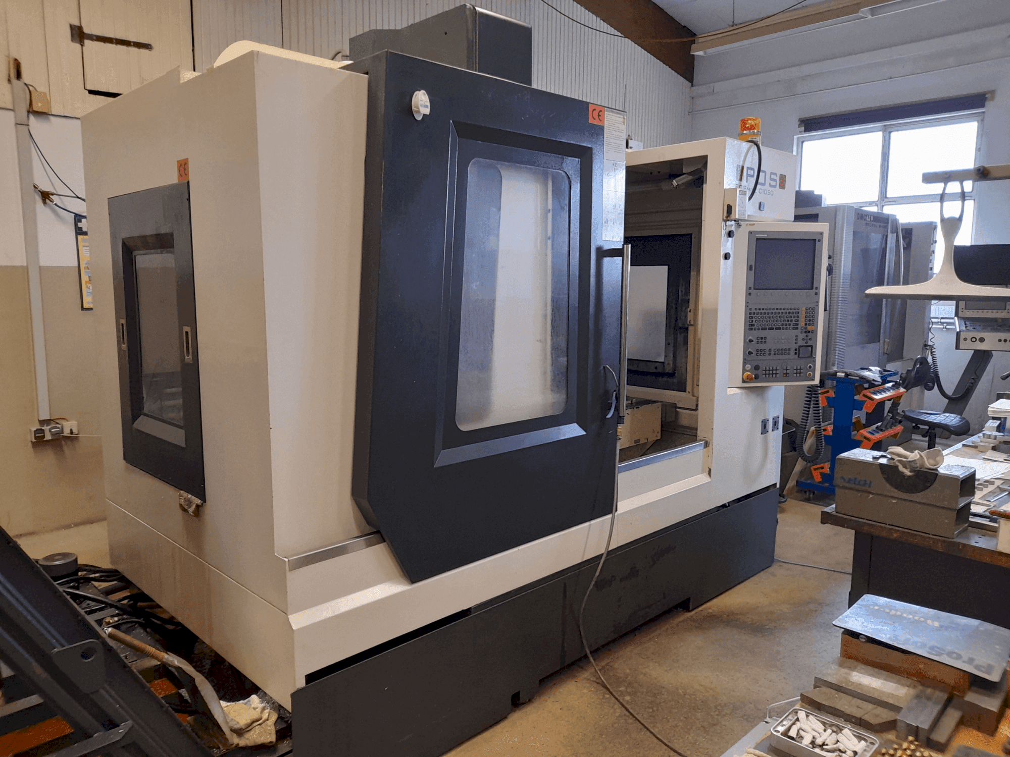 Prikaz  stroja POSmill C 1050  sprijeda