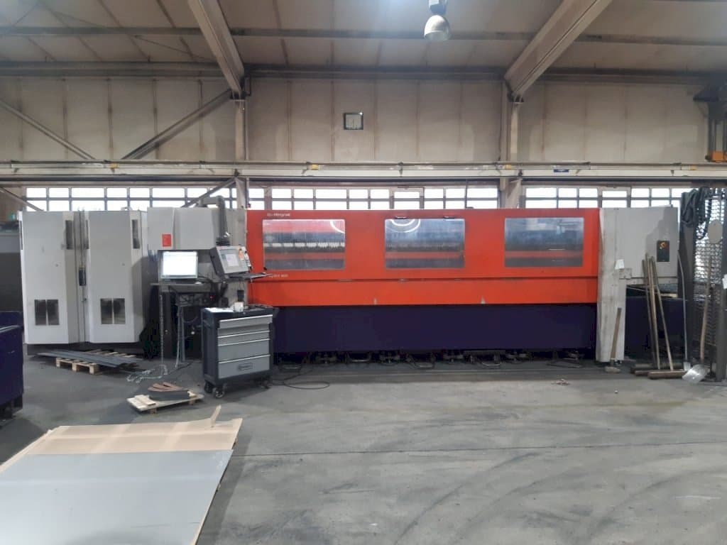 Prikaz  stroja Bystronic Bystar 4020  sprijeda