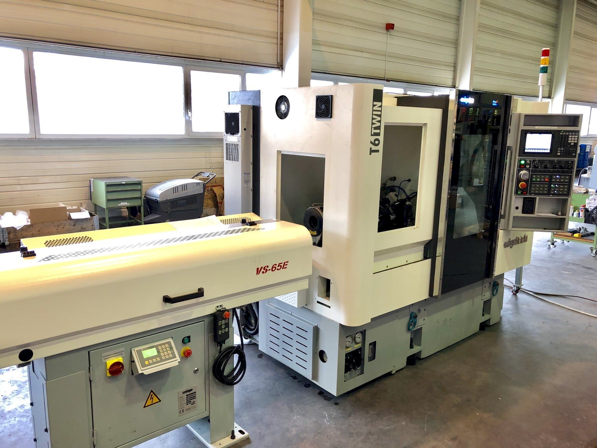 Prikaz  stroja Müga T6 Twin 60  sprijeda