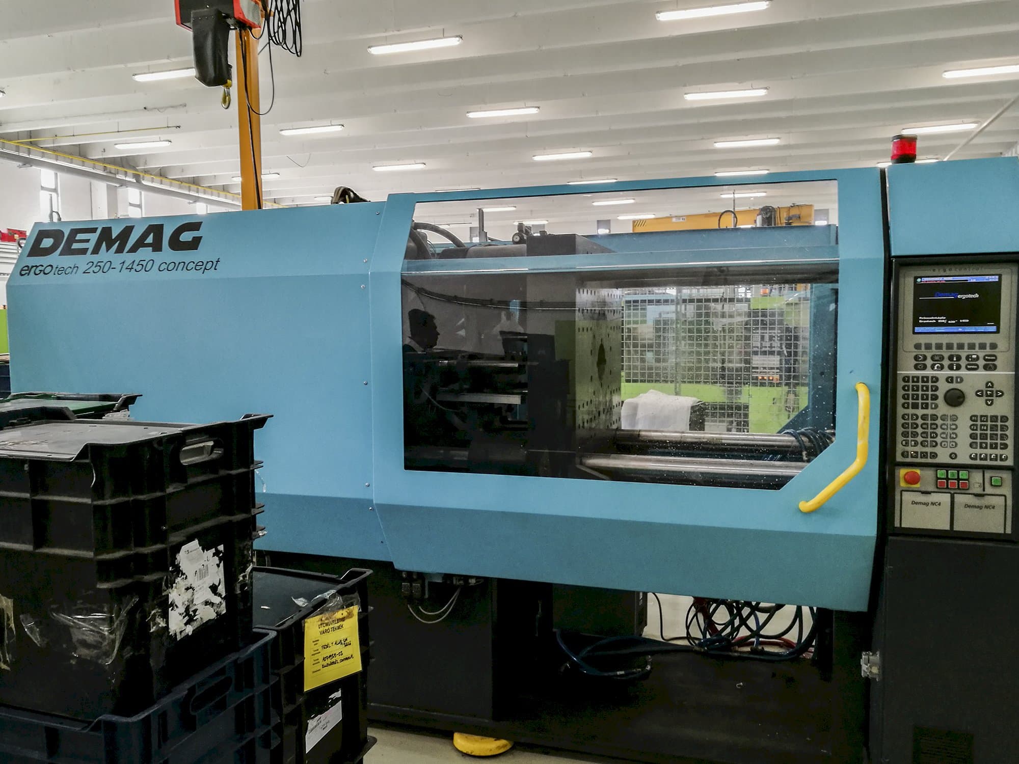 Prikaz  stroja DEMAG Ergotech concept 2500-1450 sprijeda