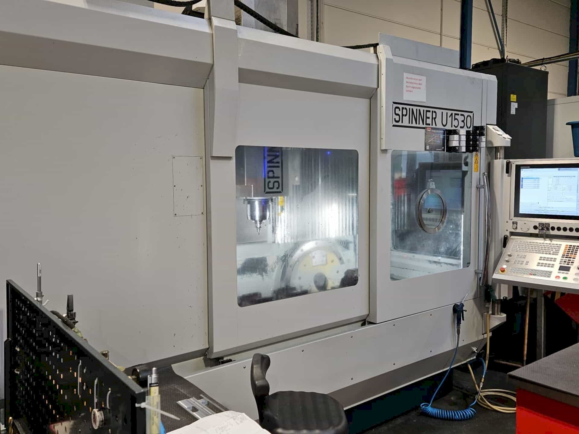 Prikaz  stroja SPINNER U 1530  sprijeda