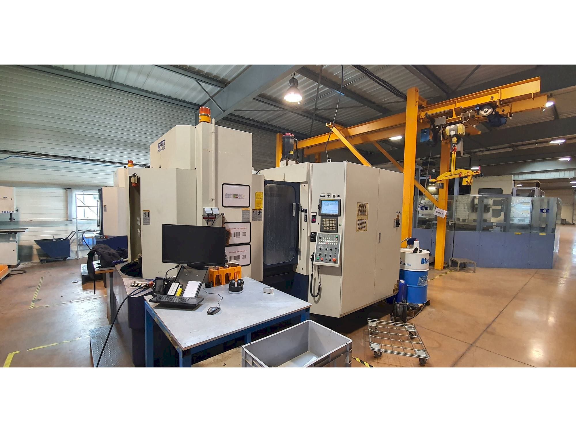 Prikaz  stroja Tongtai H400  sprijeda