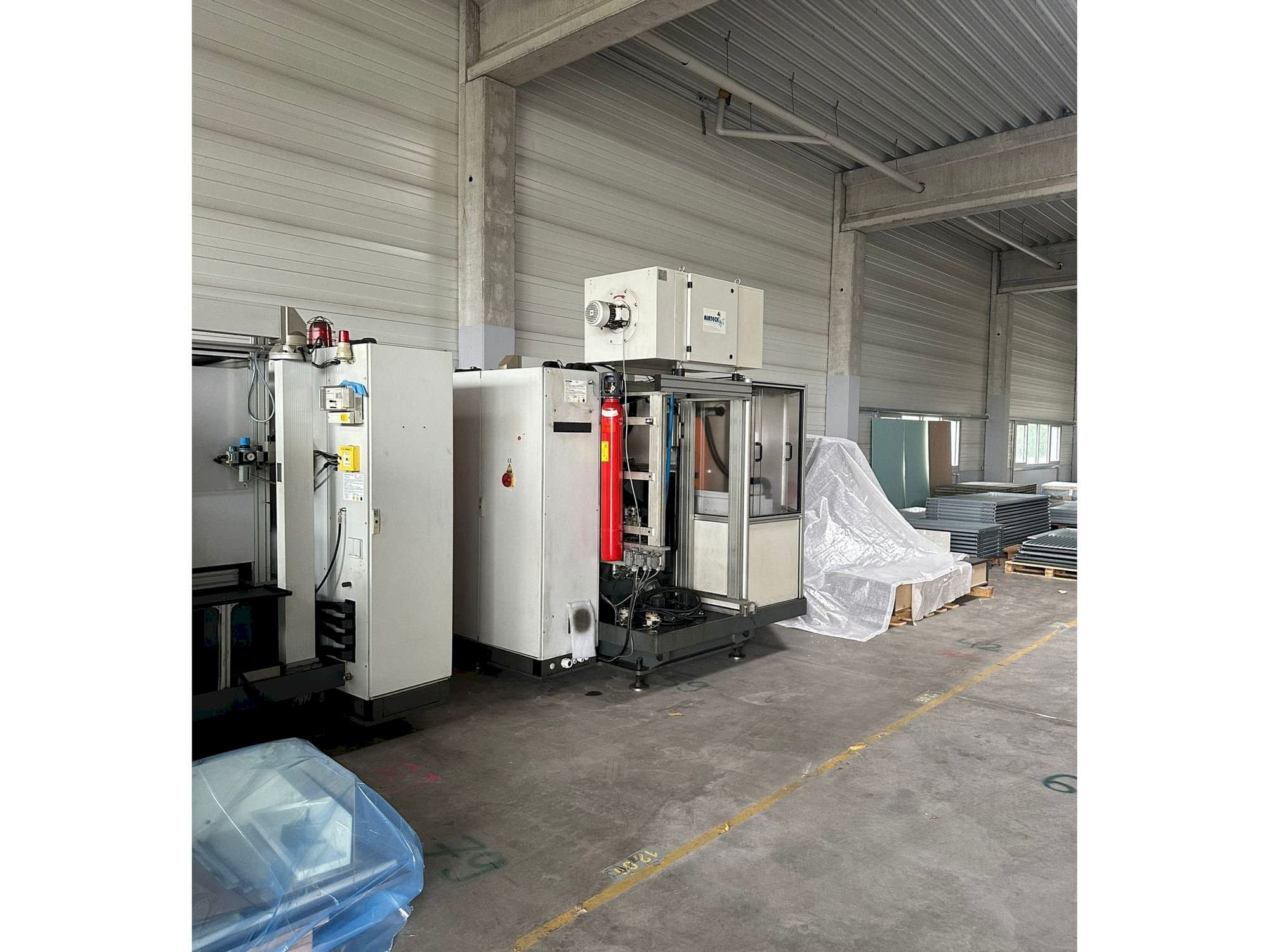 Prikaz  stroja Geiger CNC  sprijeda