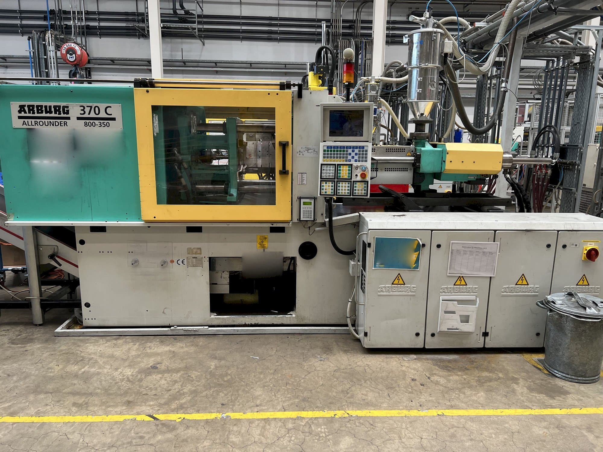 Prikaz  stroja Arburg 370C-800-350  sprijeda