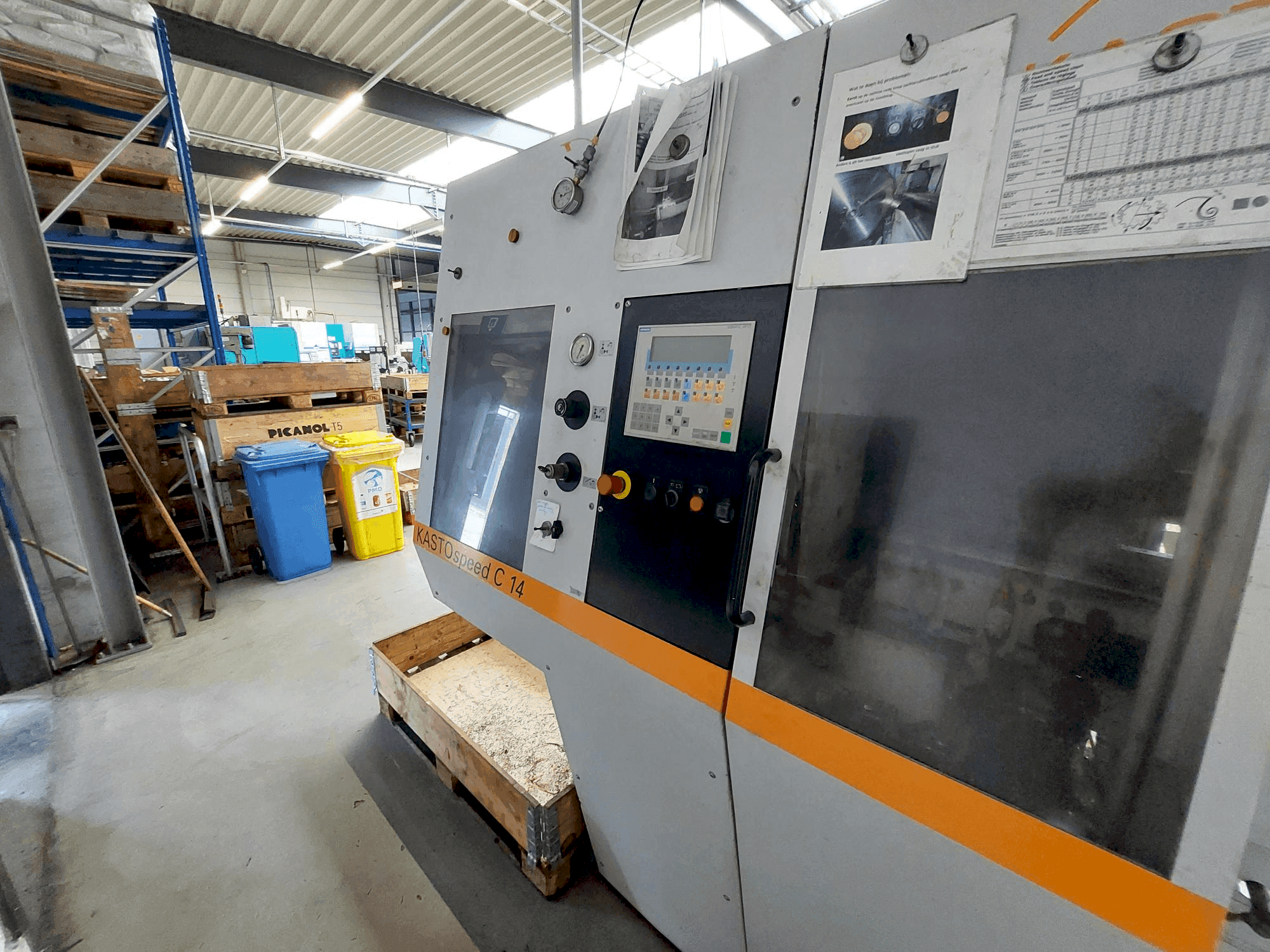 Prikaz  stroja KASTO speed C 14  sprijeda