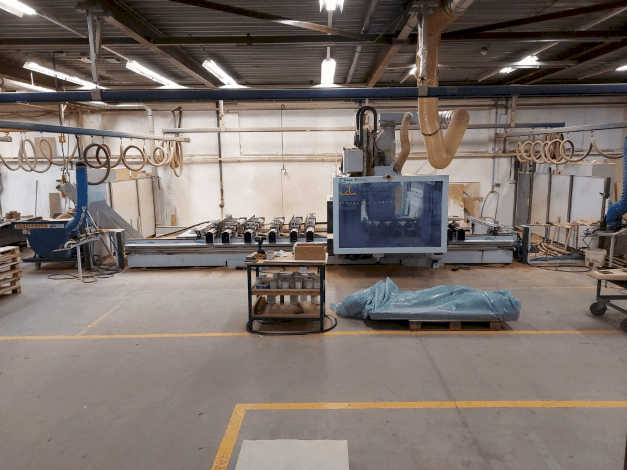 Prikaz  stroja HOMAG WEEKE Profi BMG 611/60/15/F/AP  sprijeda