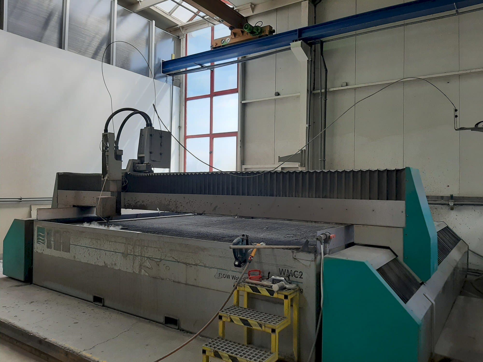 Prikaz  stroja Flow WMC2 4030  sprijeda