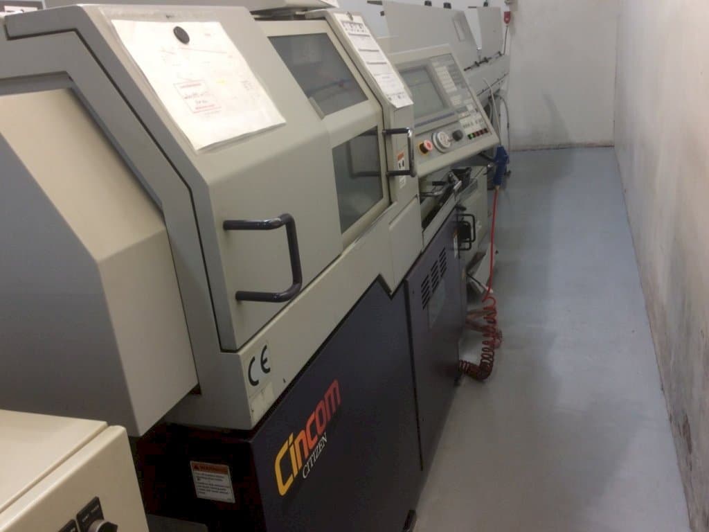 Prikaz lijeve strane  stroja Citizen L20