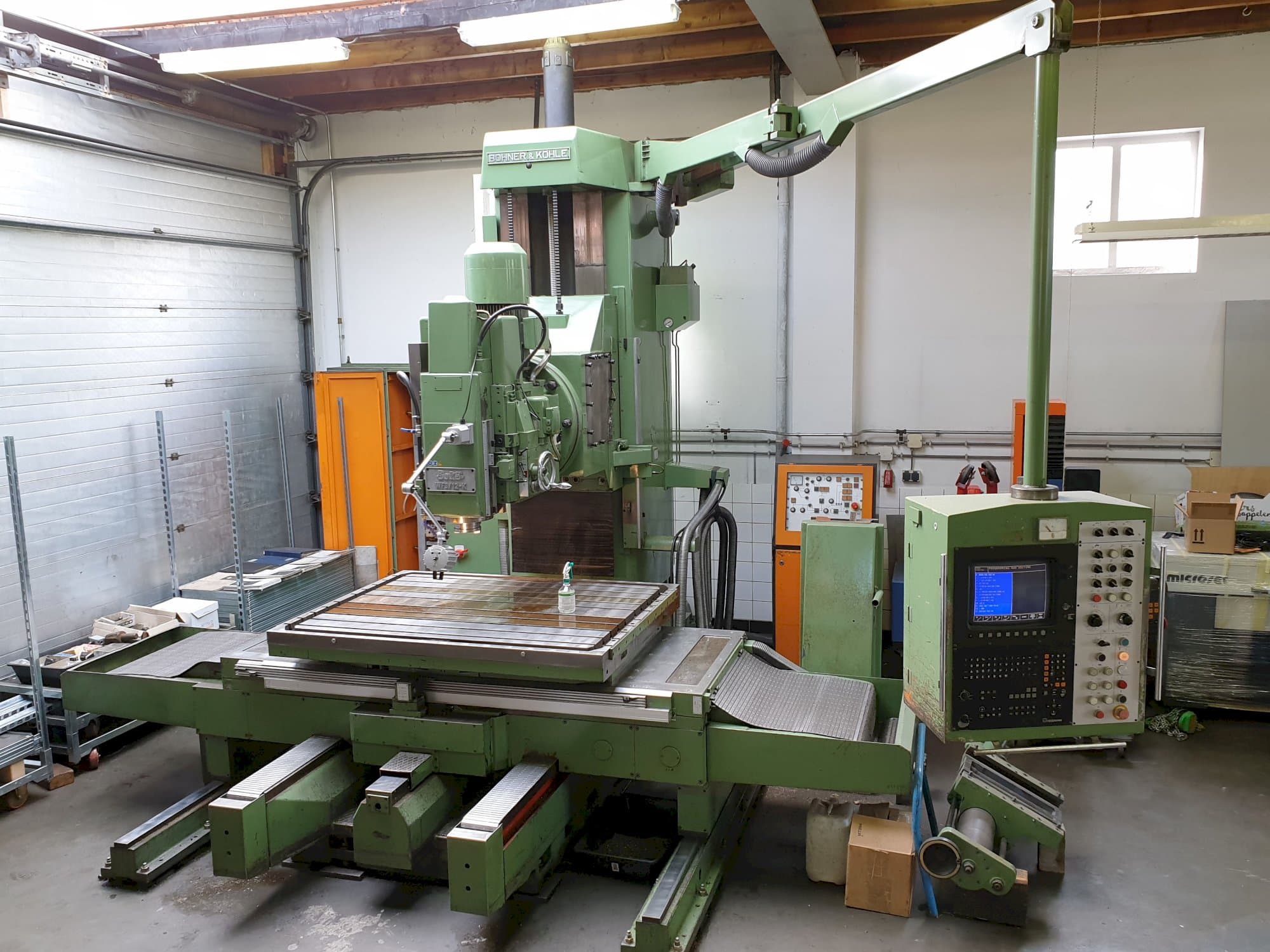 Prikaz  stroja Bokö WF3 sprijeda