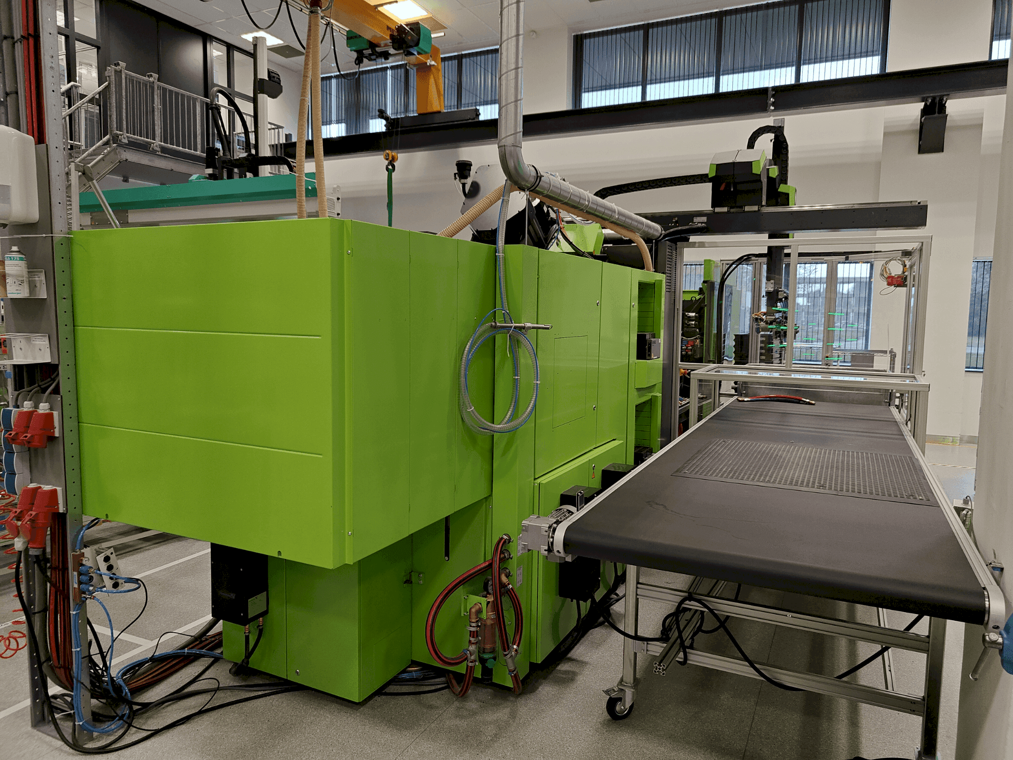 Prikaz  stroja Engel e-victory 740H/50W/220 combi + Viper 20  sprijeda