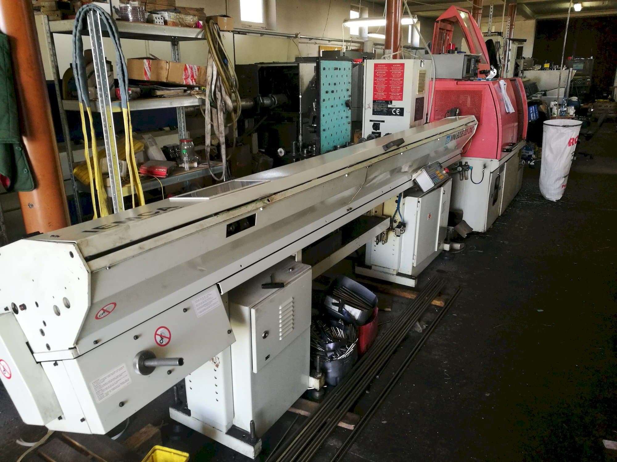 Prikaz  stroja Gildemeister GLD 20-4A  sprijeda