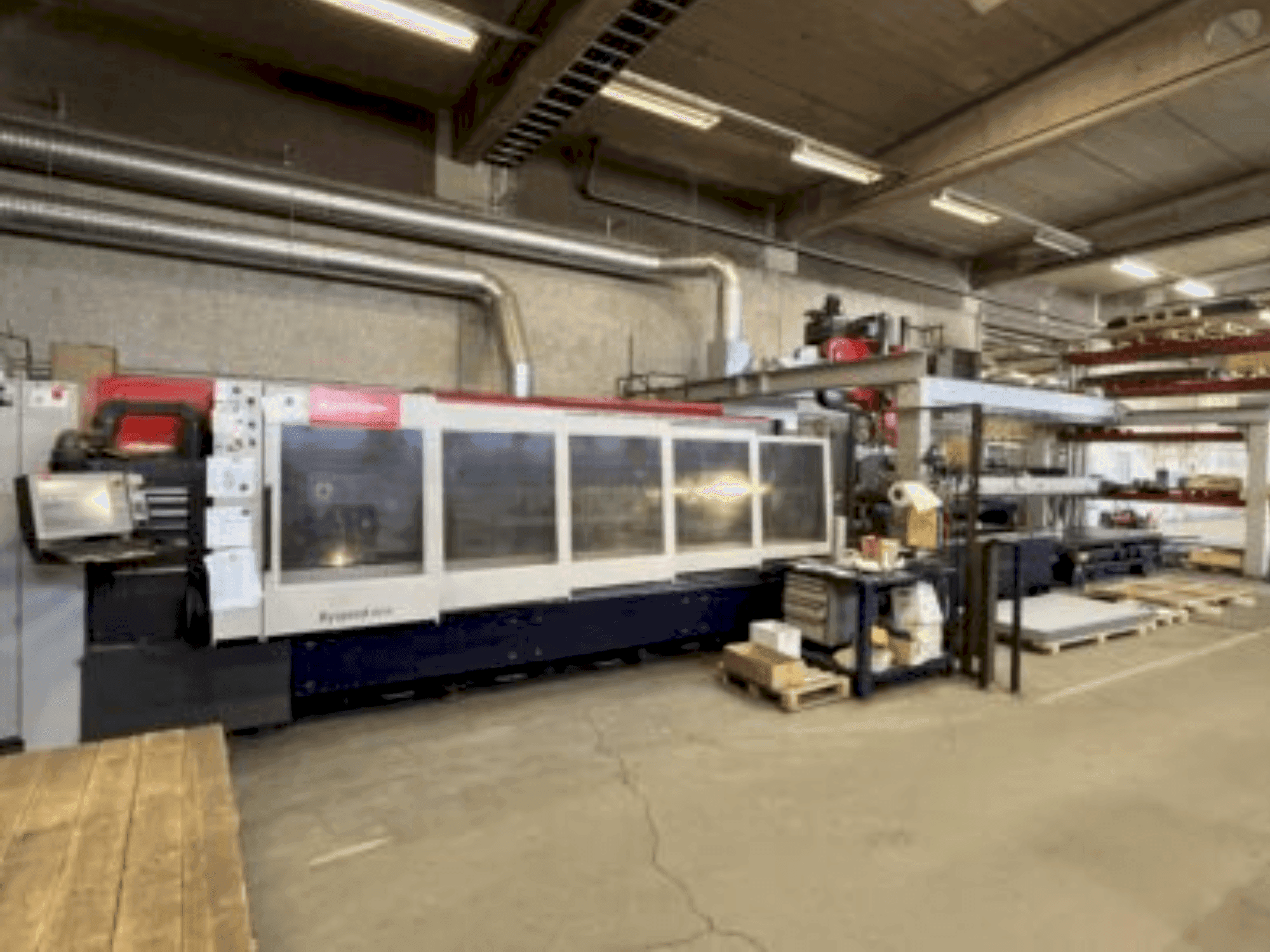 Prikaz  stroja Bystronic Bysprint 3015  sprijeda
