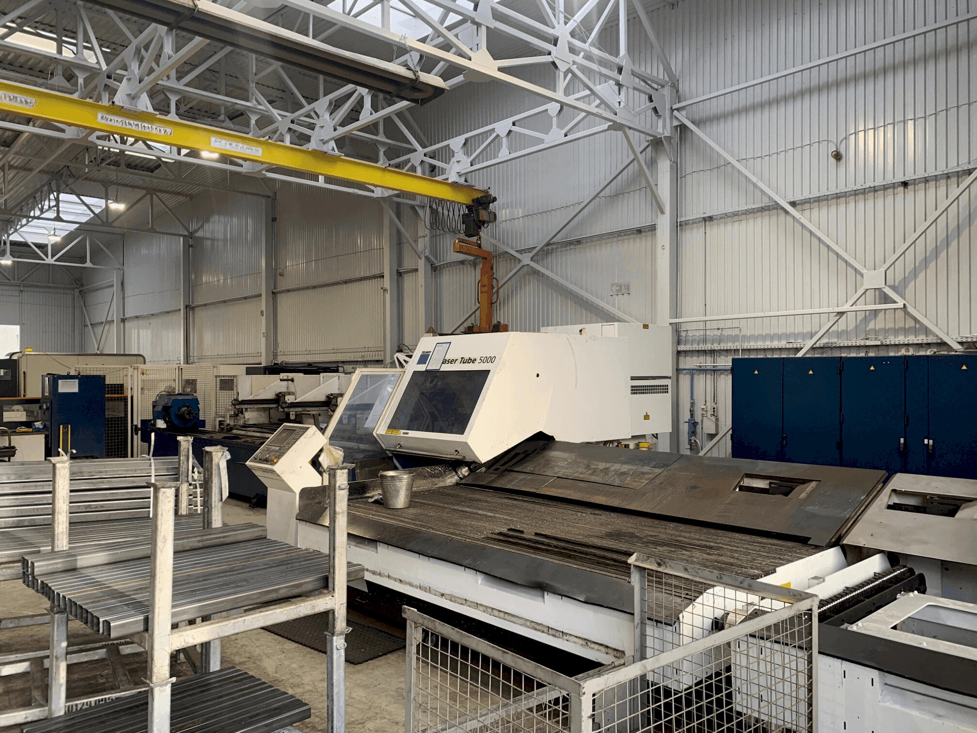 Prikaz  stroja TRUMPF TruLaser Tube 5000  sprijeda
