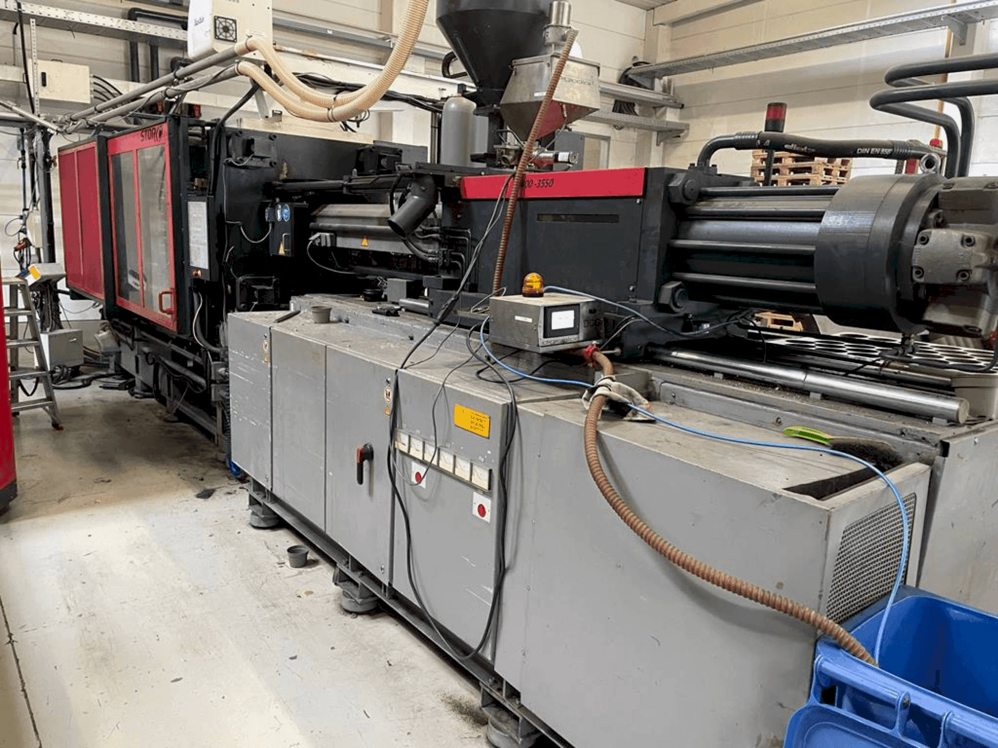 Prikaz  stroja STORK SXS 4400-3550  sprijeda