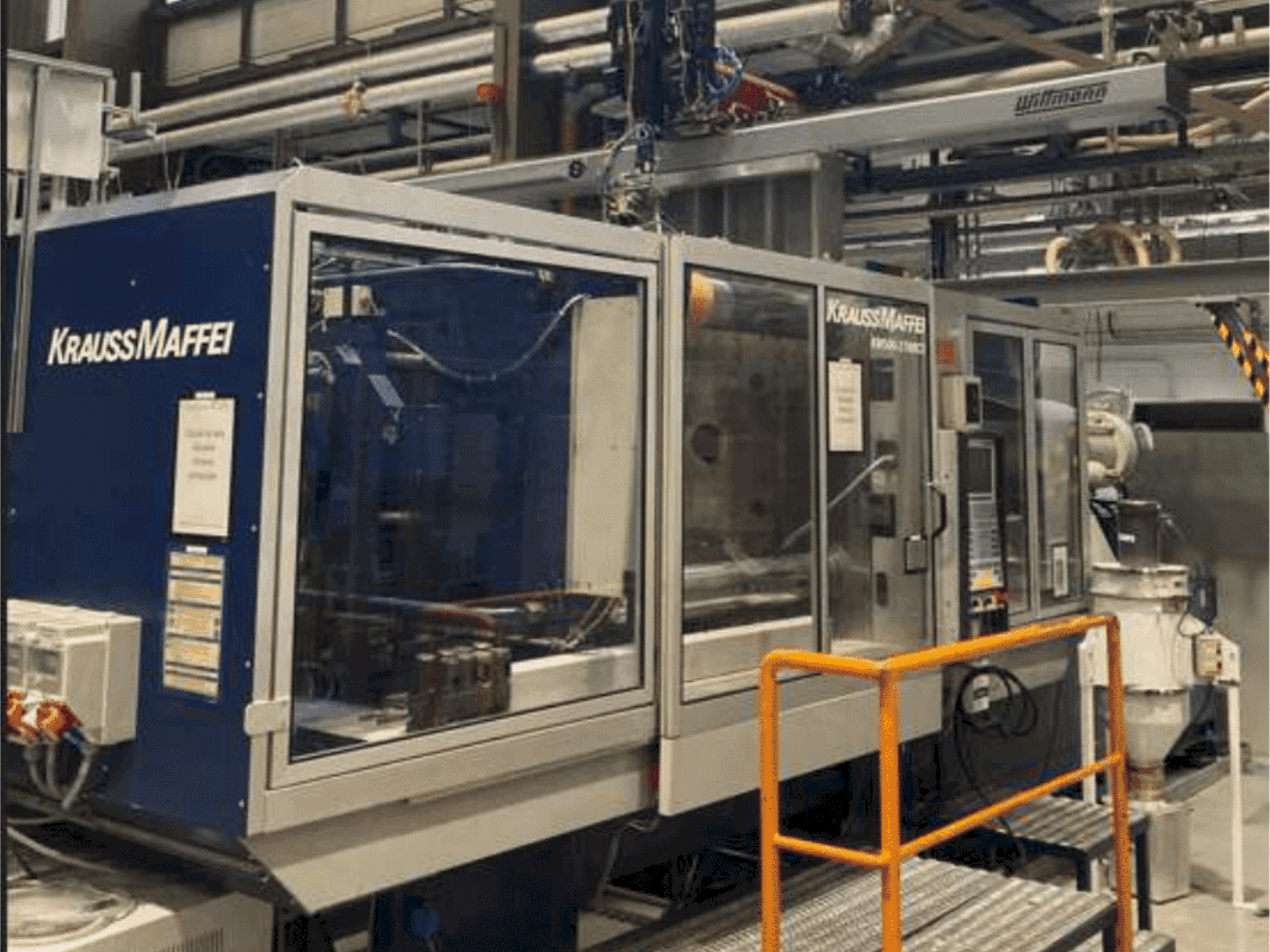 Prikaz  stroja Krauss Maffei KM 500-2700 C2  sprijeda