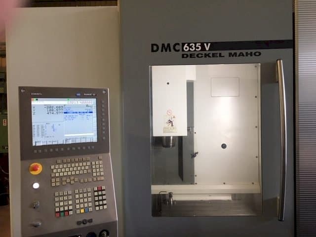 Prikaz  stroja DECKEL MAHO DMC 635 V  sprijeda
