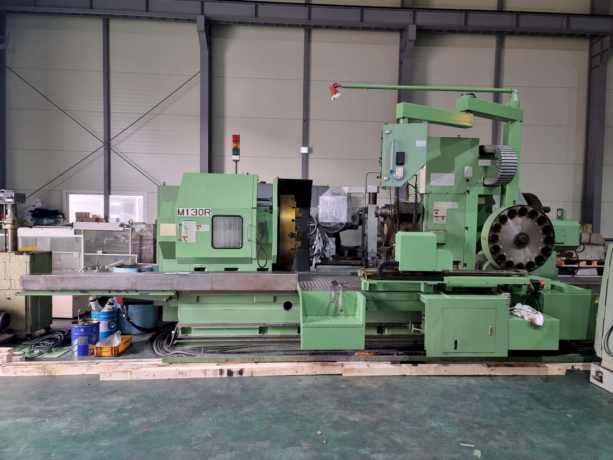 Prikaz  stroja DAINICHI M 130R  sprijeda