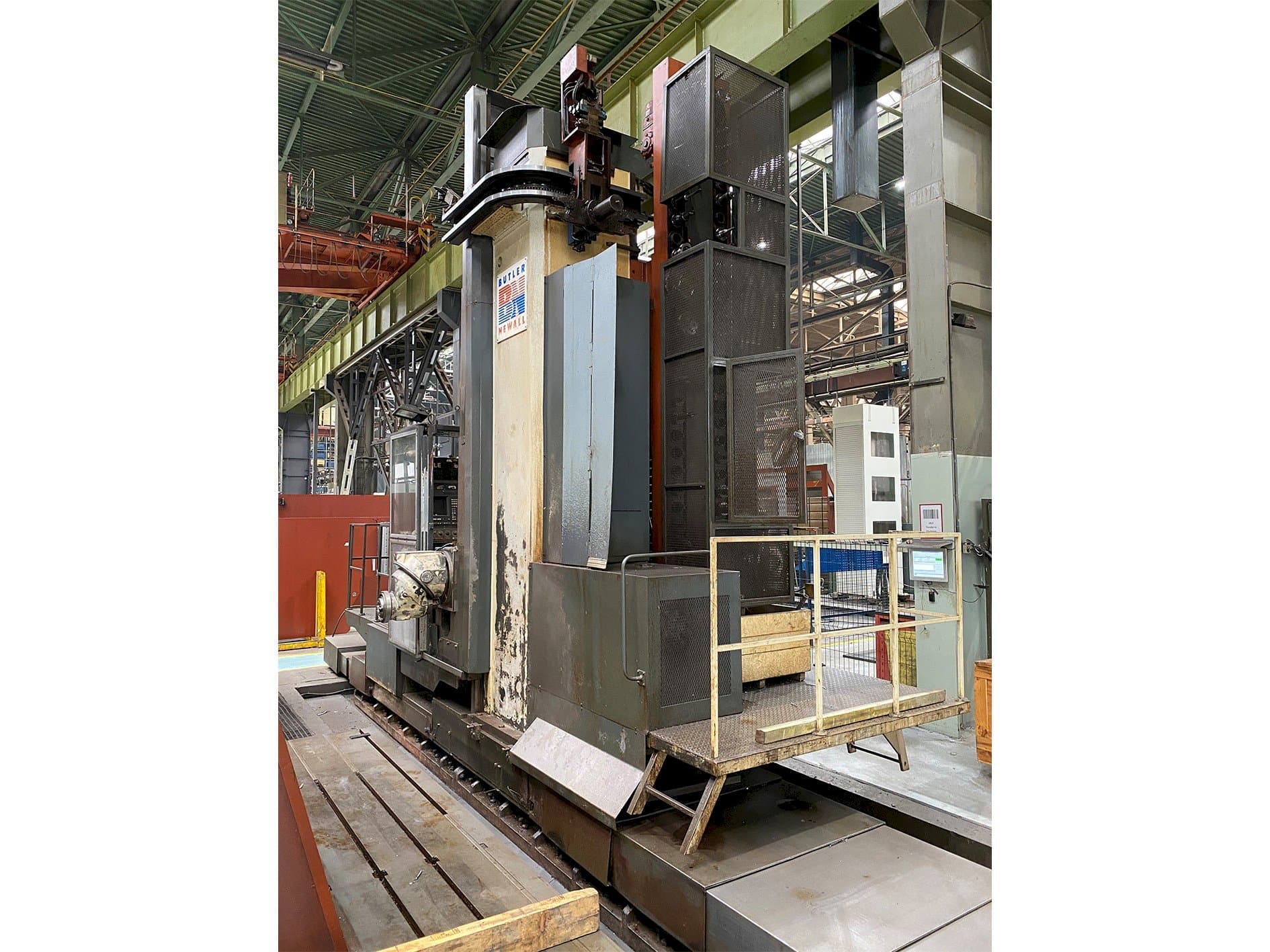 Prikaz  stroja Butler Elgamill  sprijeda