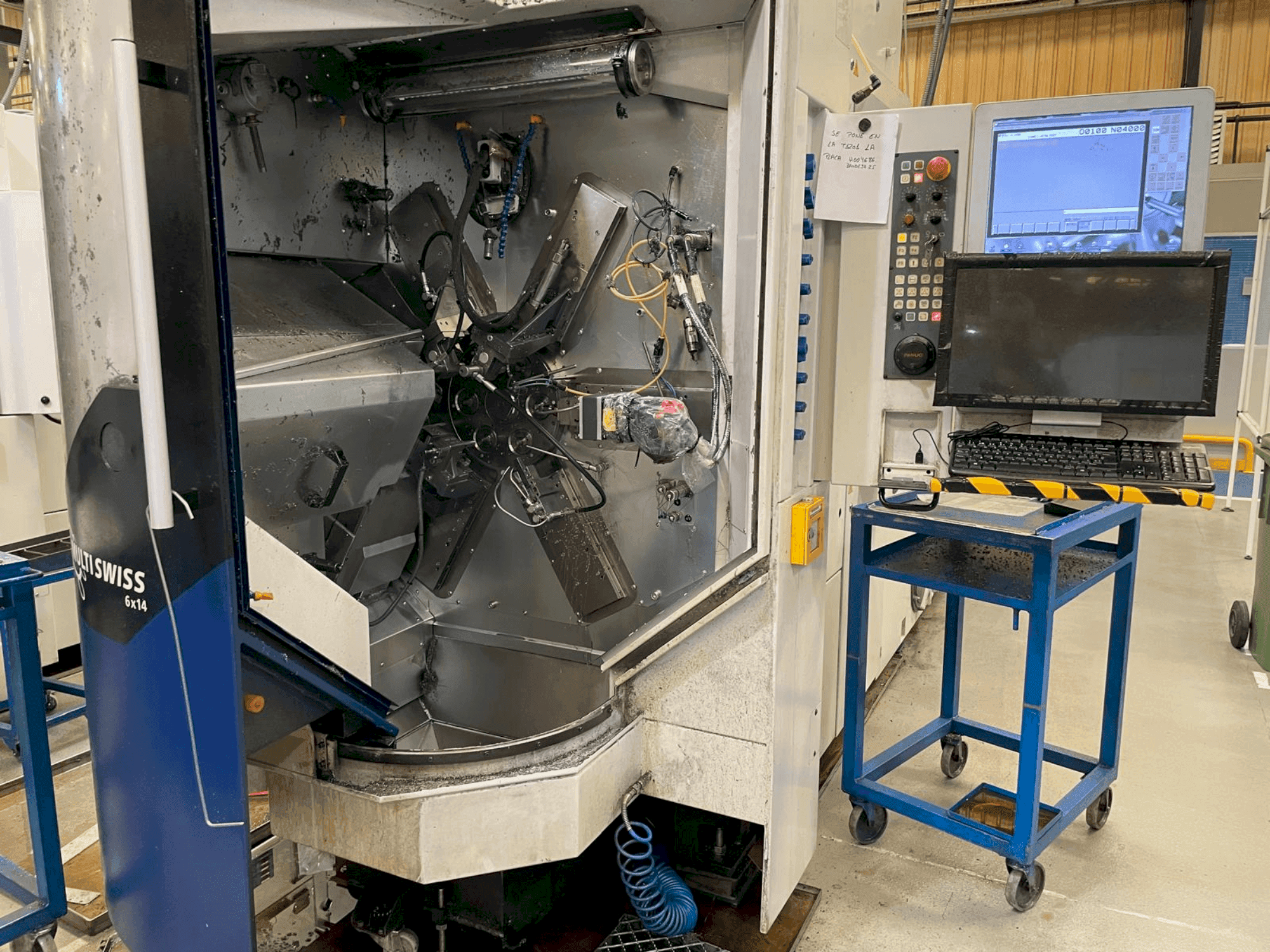 Prikaz  stroja TORNOS MultiSwiss 6x14  sprijeda