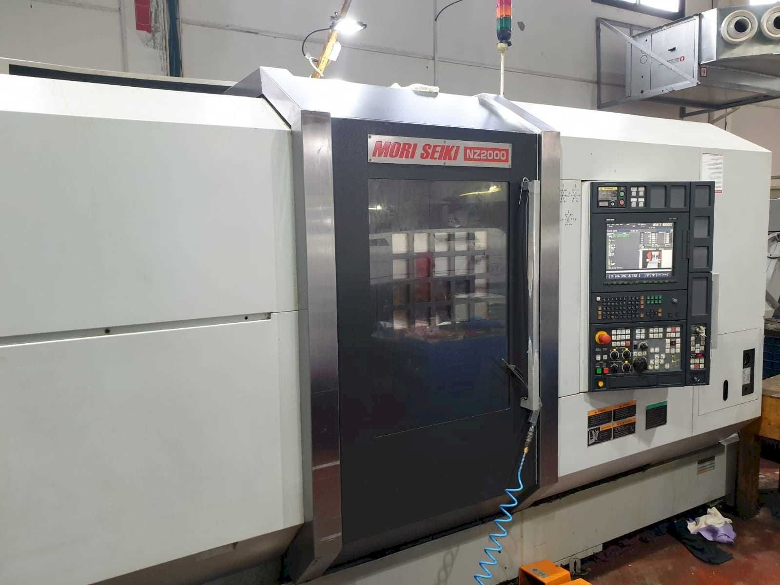 Prikaz  stroja MORI SEIKI NZ2000 T3Y3  sprijeda