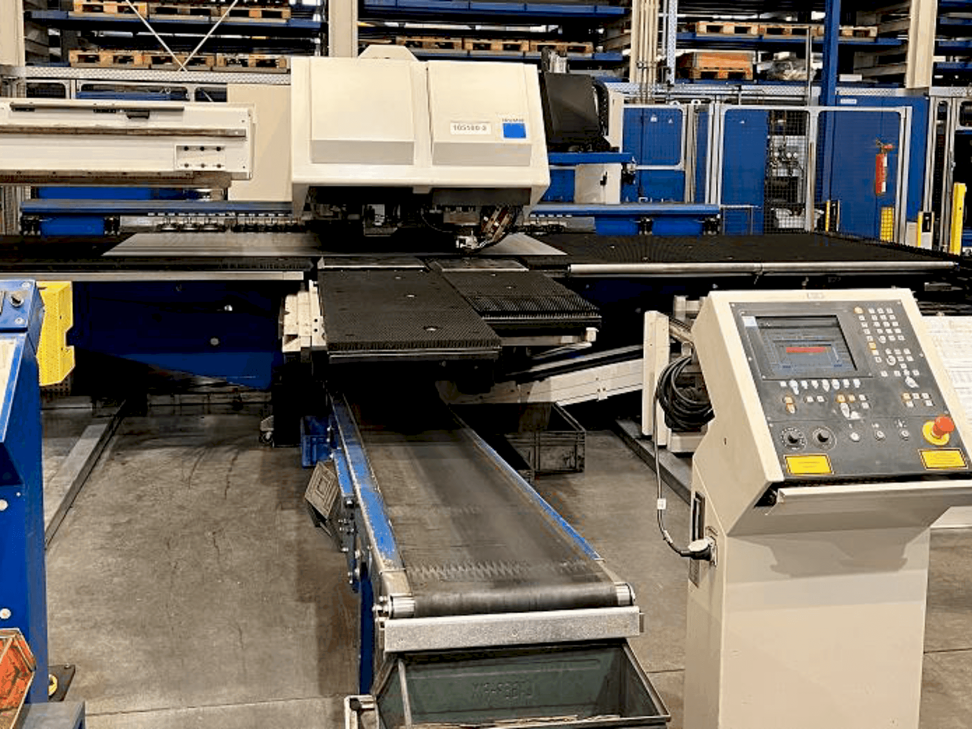 Prikaz  stroja TRUMPF Trumatic 6000 L + Sheetmaster  sprijeda
