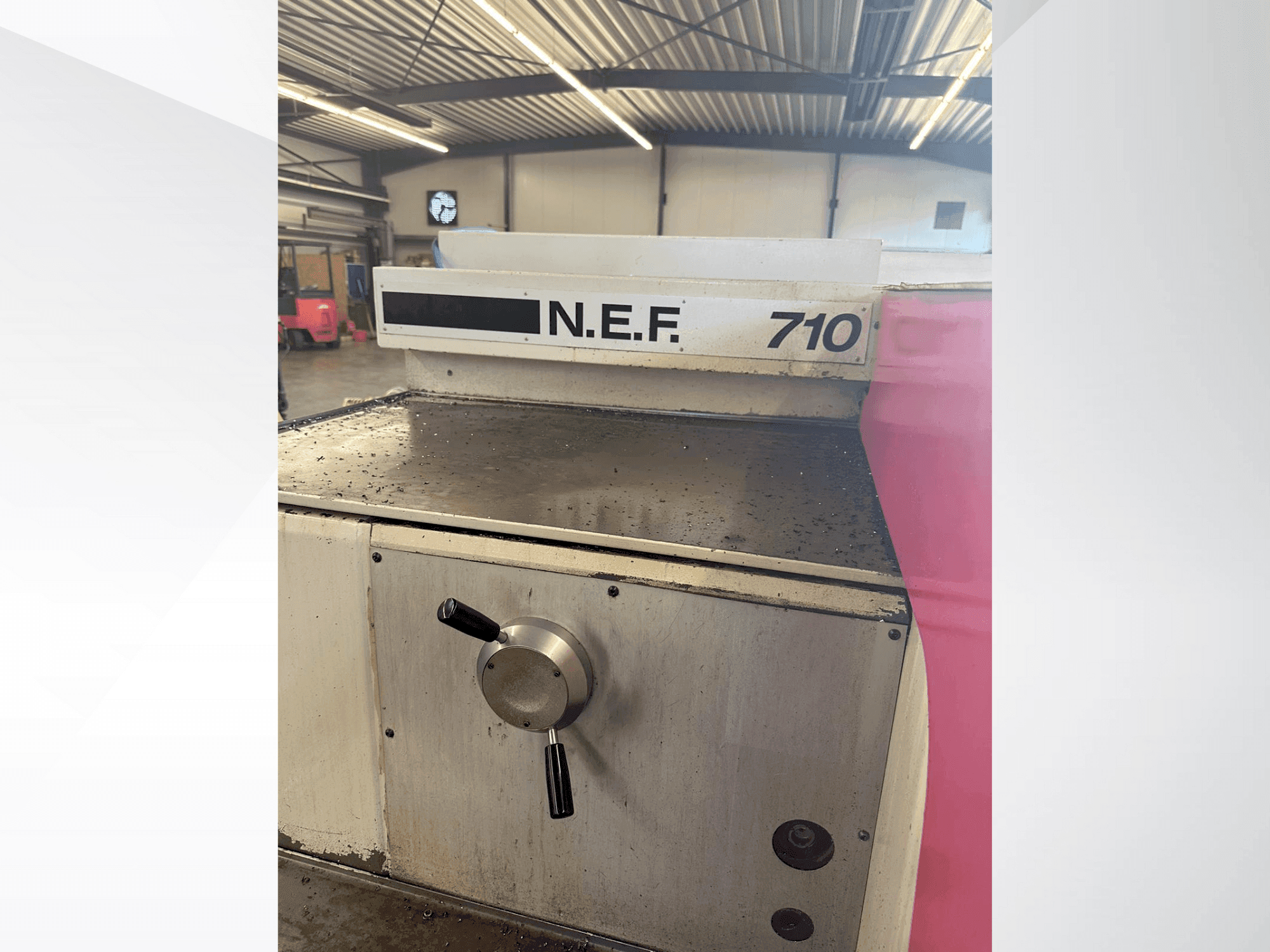 Prikaz  stroja Gildemeister Gildemeister NEF 710  sprijeda