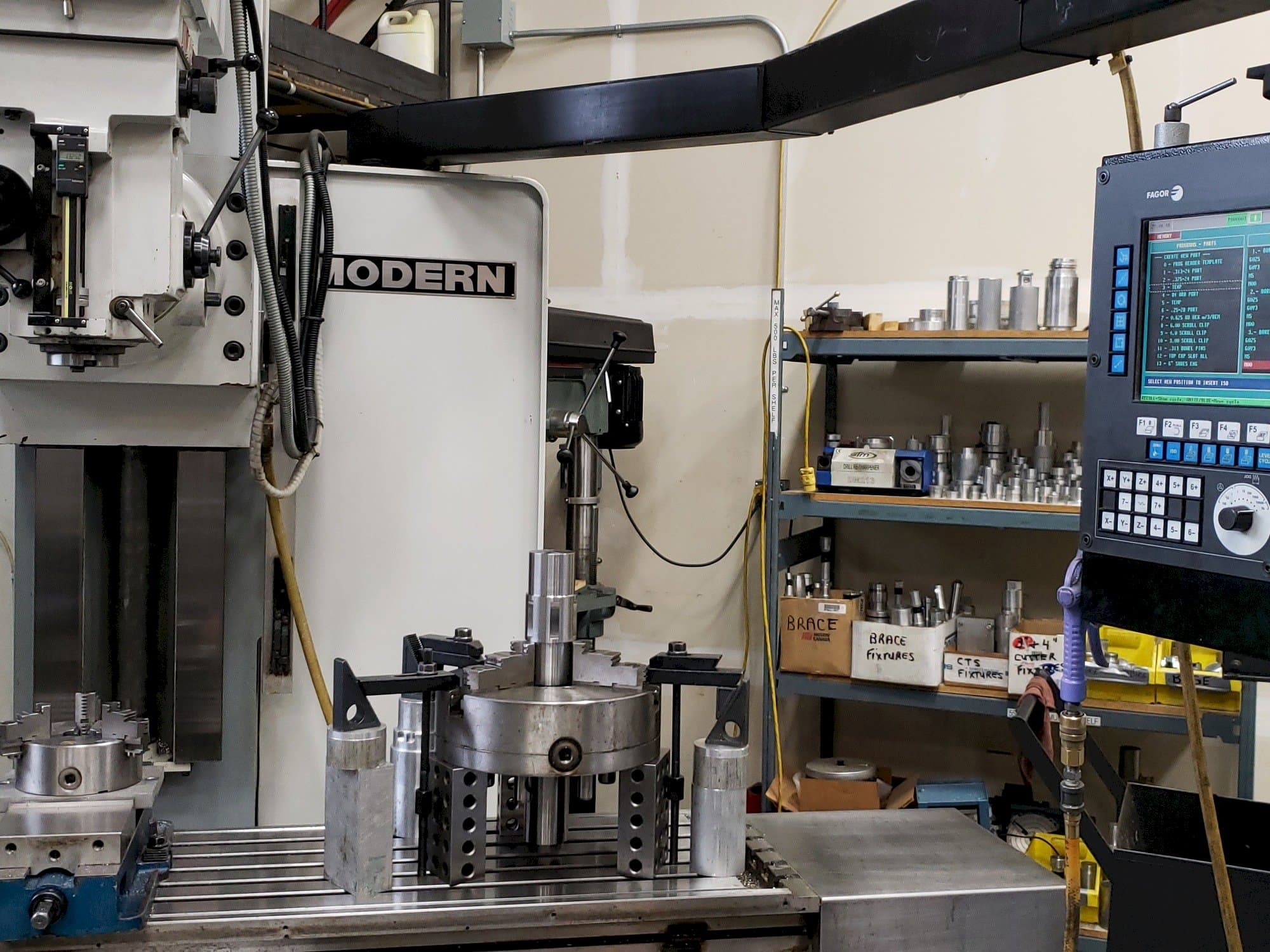 Prikaz  stroja Modern MB 20  sprijeda