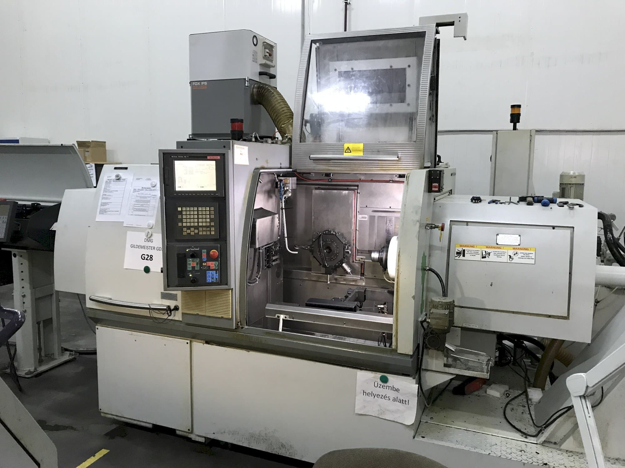 Prikaz  stroja Gildemeister GD32  sprijeda