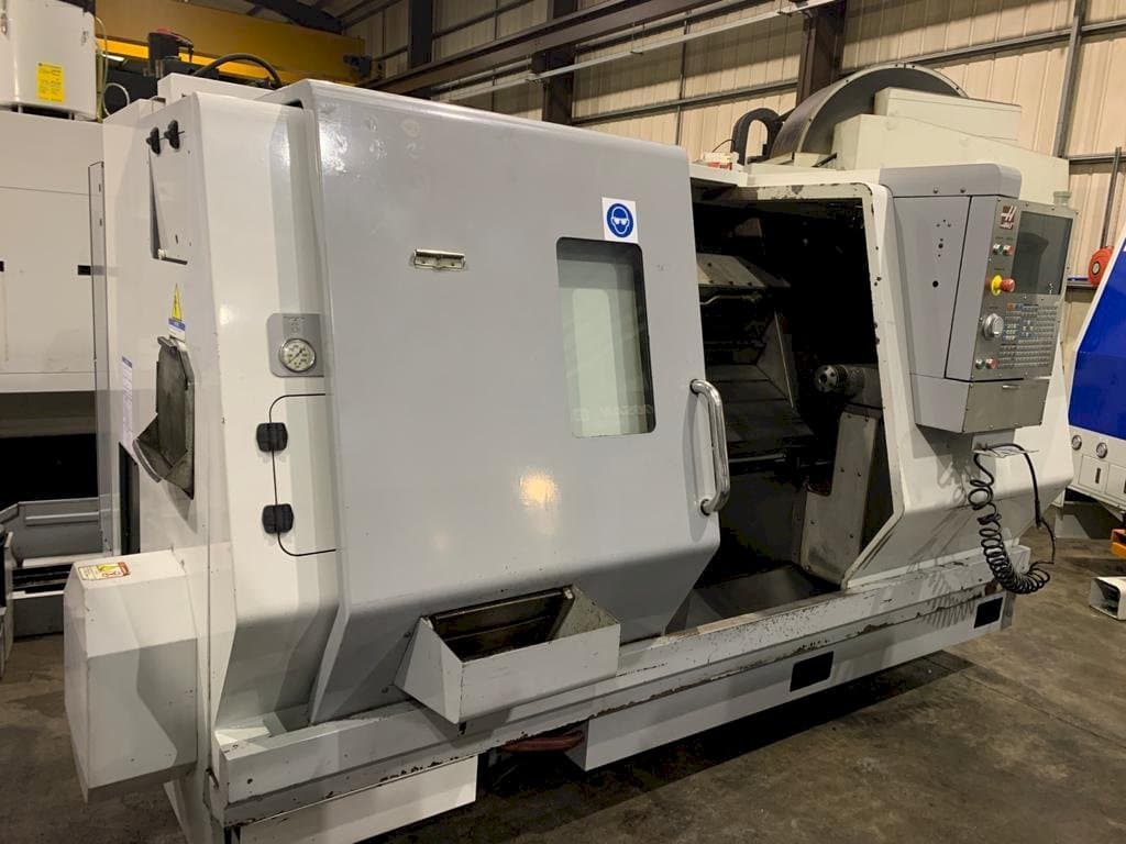 Prikaz  stroja HAAS SL-30 THE  sprijeda